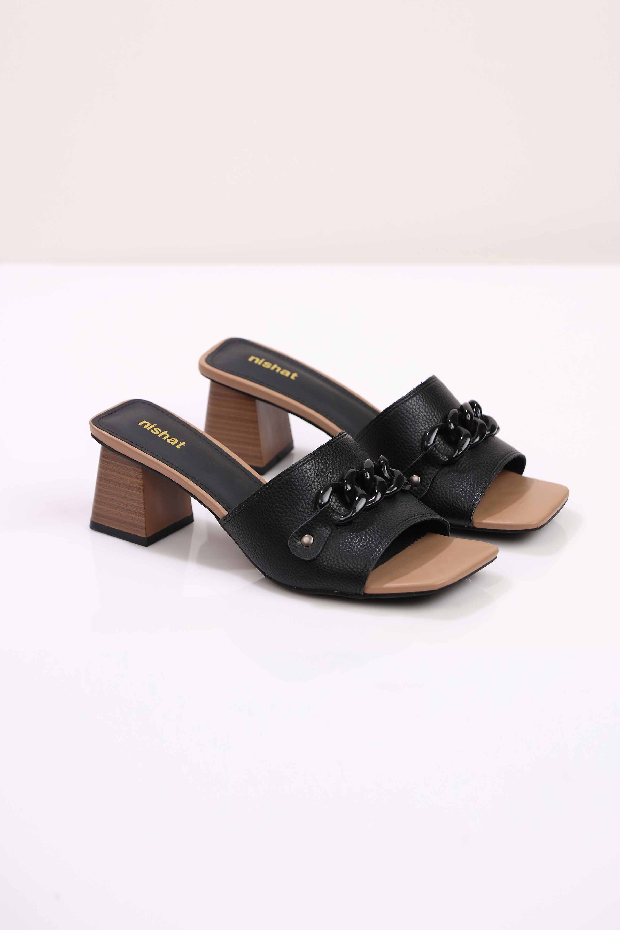 Black Wedge-442972903