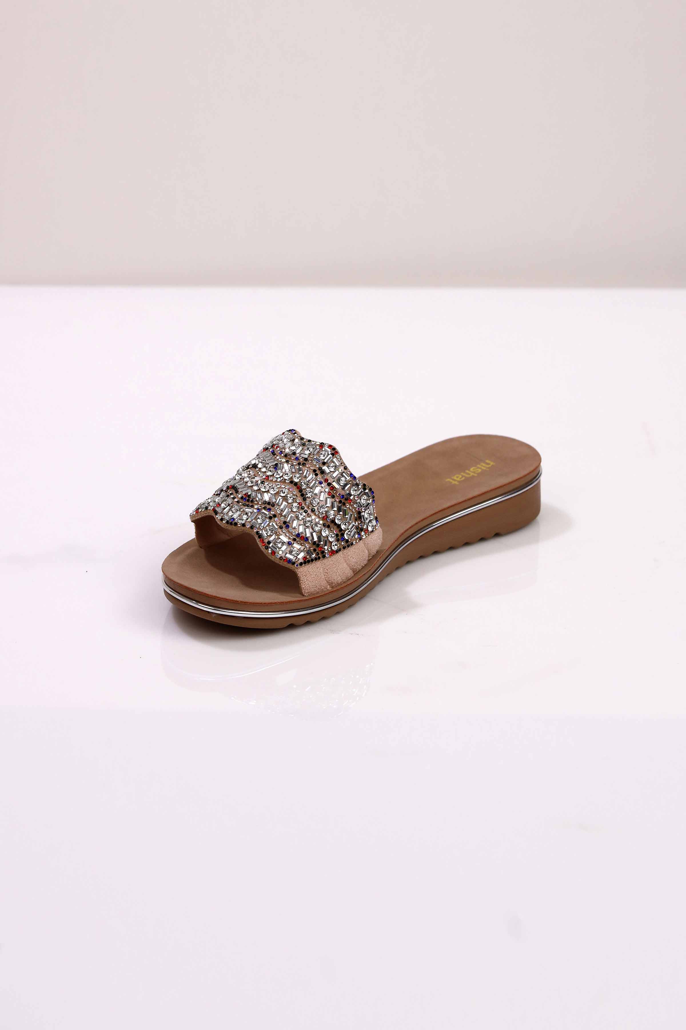 Beige Wedge-443002918