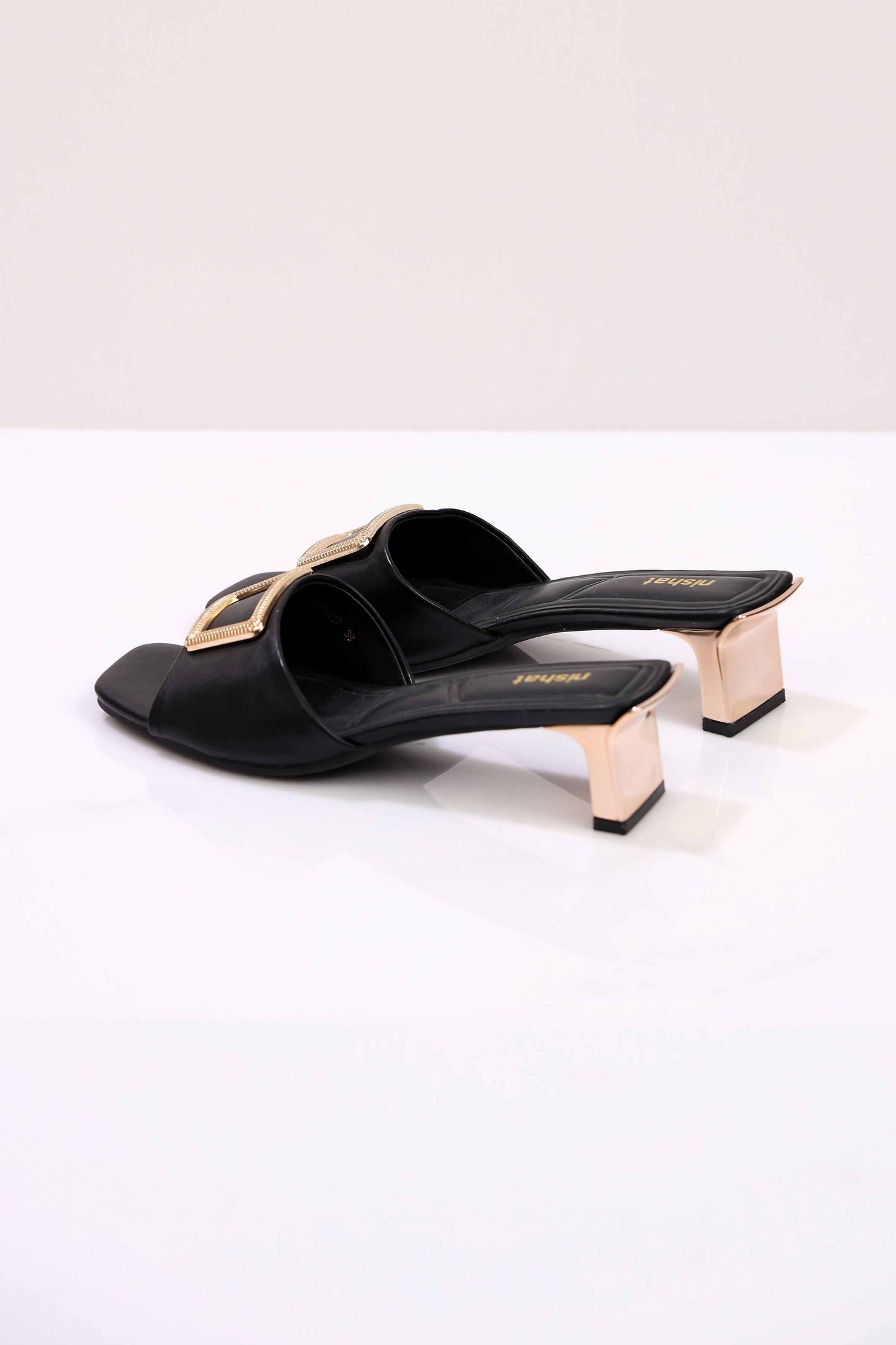 https://cdn.shopify.com/s/files/1/0534/2065/4791/files/000443133203-_2_172f3642-5d78-4ced-af1e-6cb270a3144f.jpg?v=1755604921