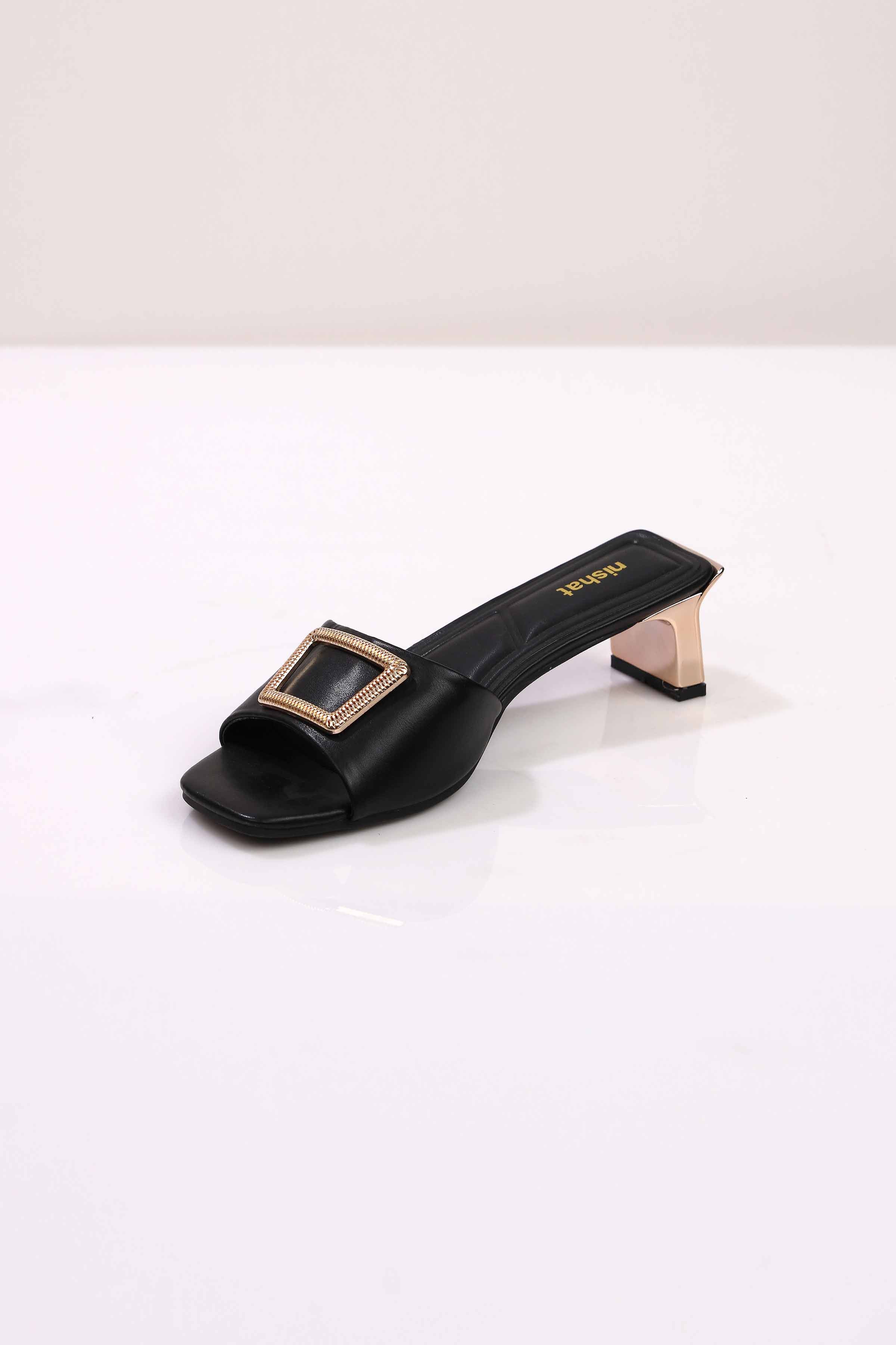 Black Wedge-443132903