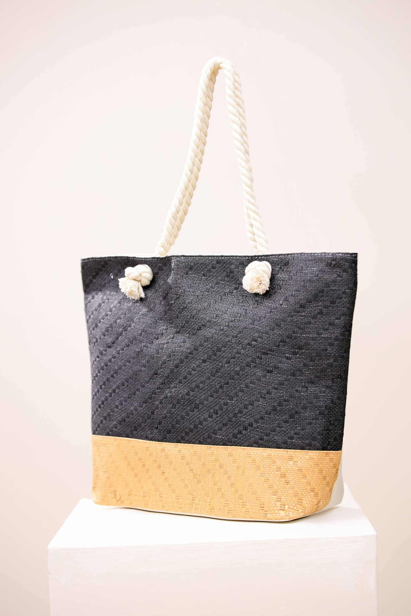 https://cdn.shopify.com/s/files/1/0534/2065/4791/files/000443462112-_1_6fdd2bcc-4429-45ca-b467-8442301a623c.jpg?v=1758263800