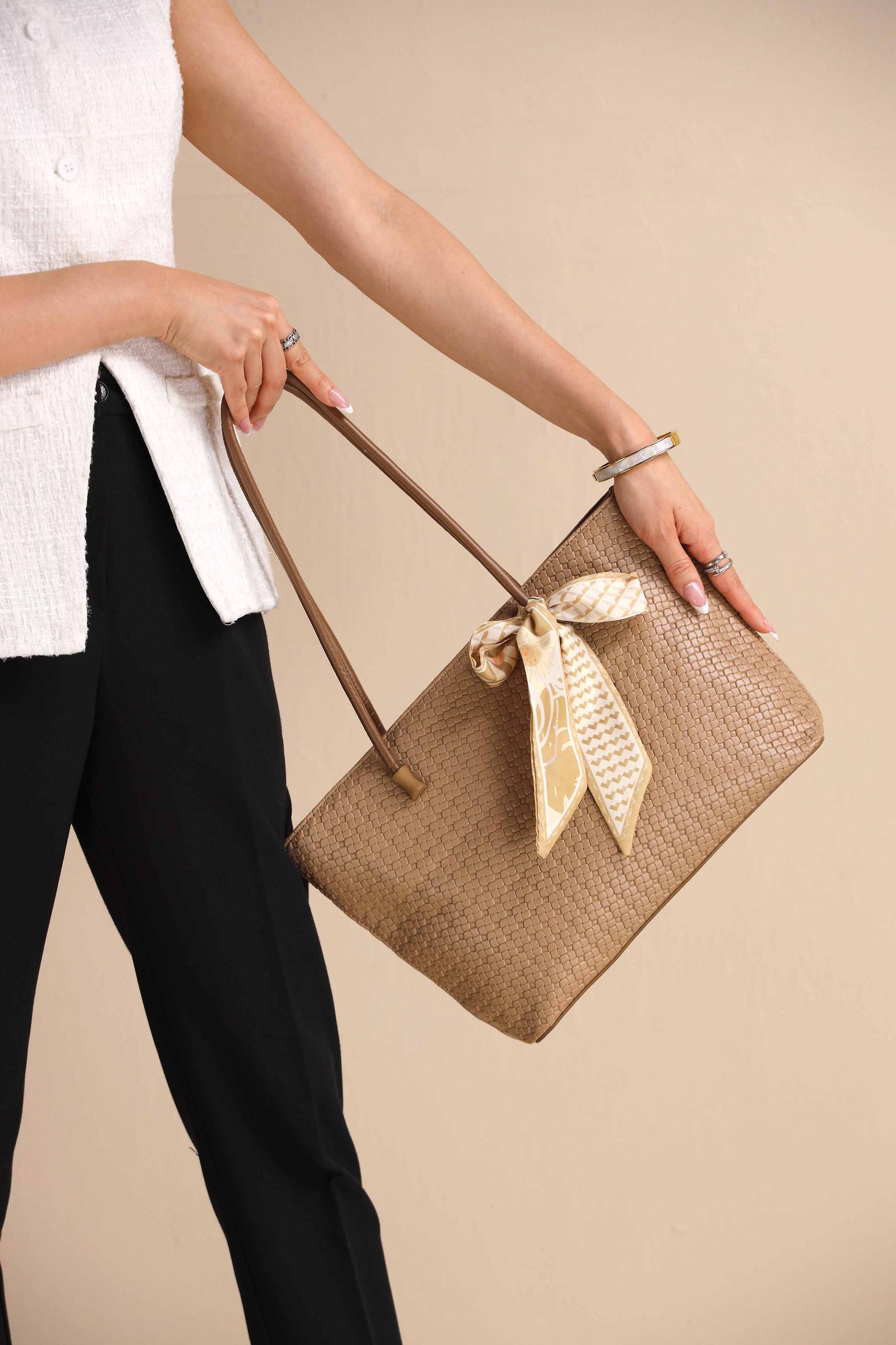 https://cdn.shopify.com/s/files/1/0534/2065/4791/files/000443582130-_3.jpg?v=1757332123