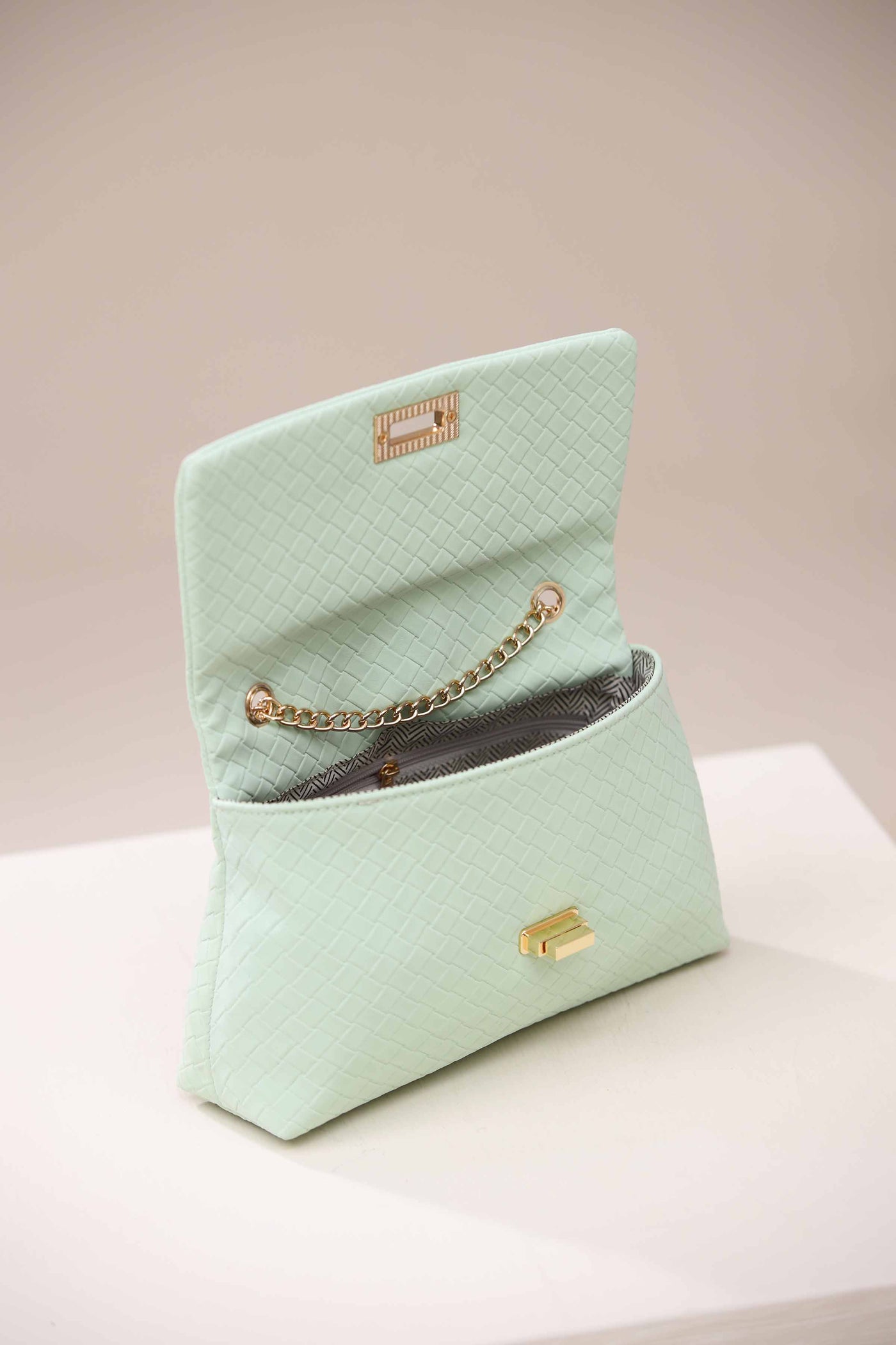 https://cdn.shopify.com/s/files/1/0534/2065/4791/files/000444592104-_6.jpg?v=1754390918