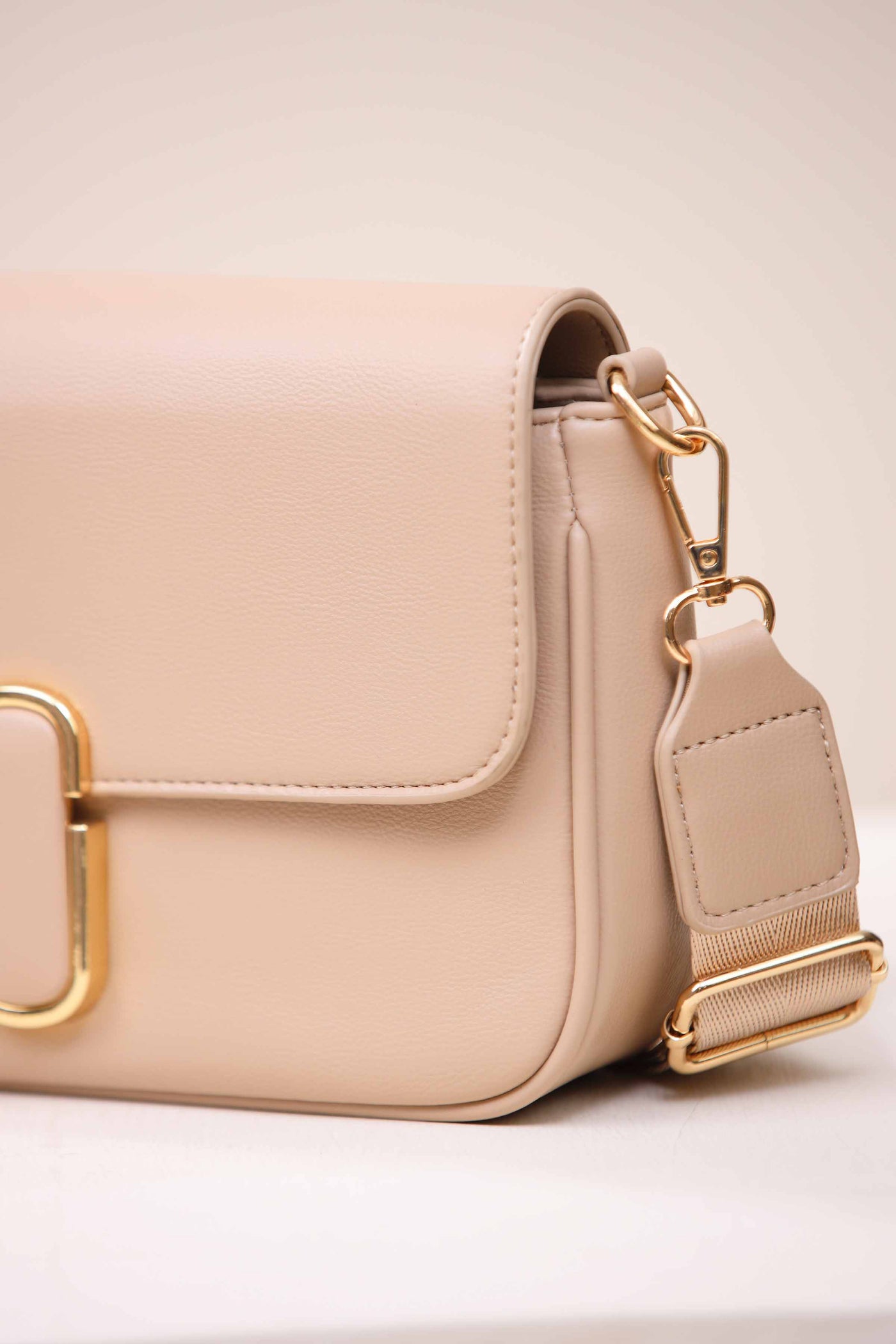 https://cdn.shopify.com/s/files/1/0534/2065/4791/files/000444692126-_4.jpg?v=1754390589