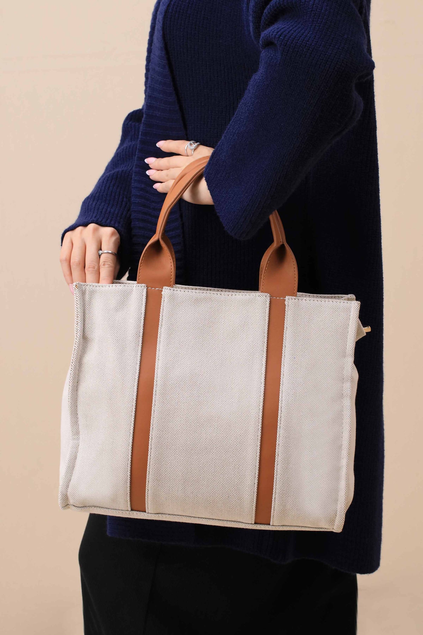 https://cdn.shopify.com/s/files/1/0534/2065/4791/files/000444702113-_4.jpg?v=1759211845