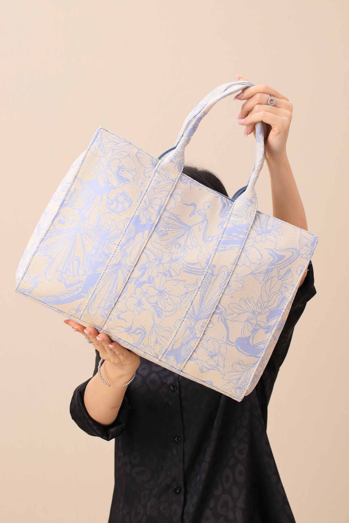 https://cdn.shopify.com/s/files/1/0534/2065/4791/files/000444782108-_7.jpg?v=1759211469