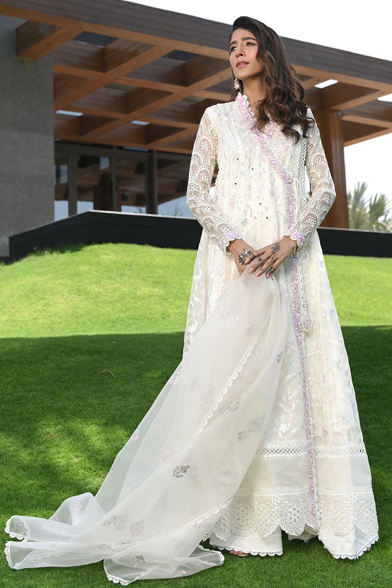Cloud dancer Kalidaar and Dupatta