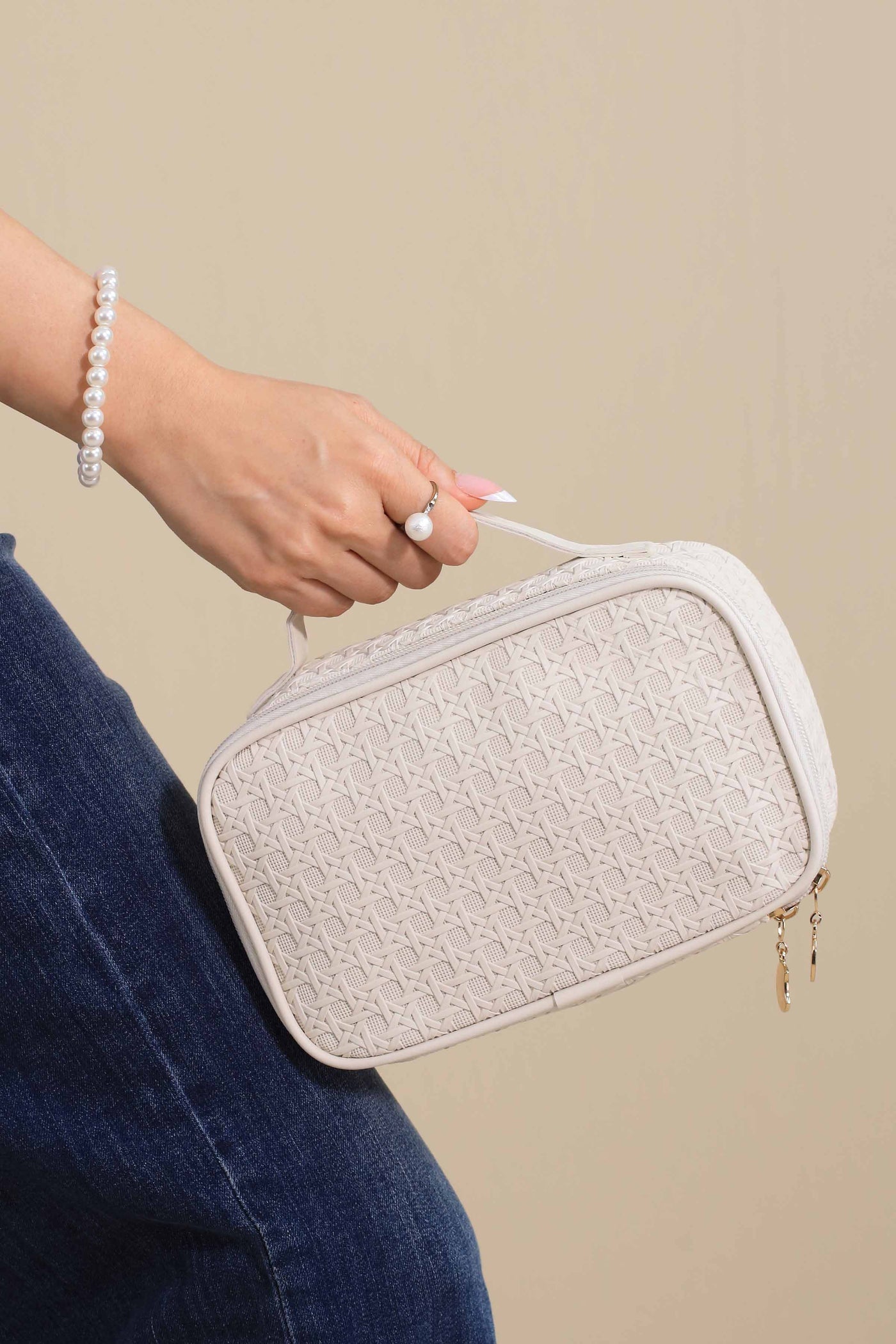https://cdn.shopify.com/s/files/1/0534/2065/4791/files/000444882112-_3.jpg?v=1757332145