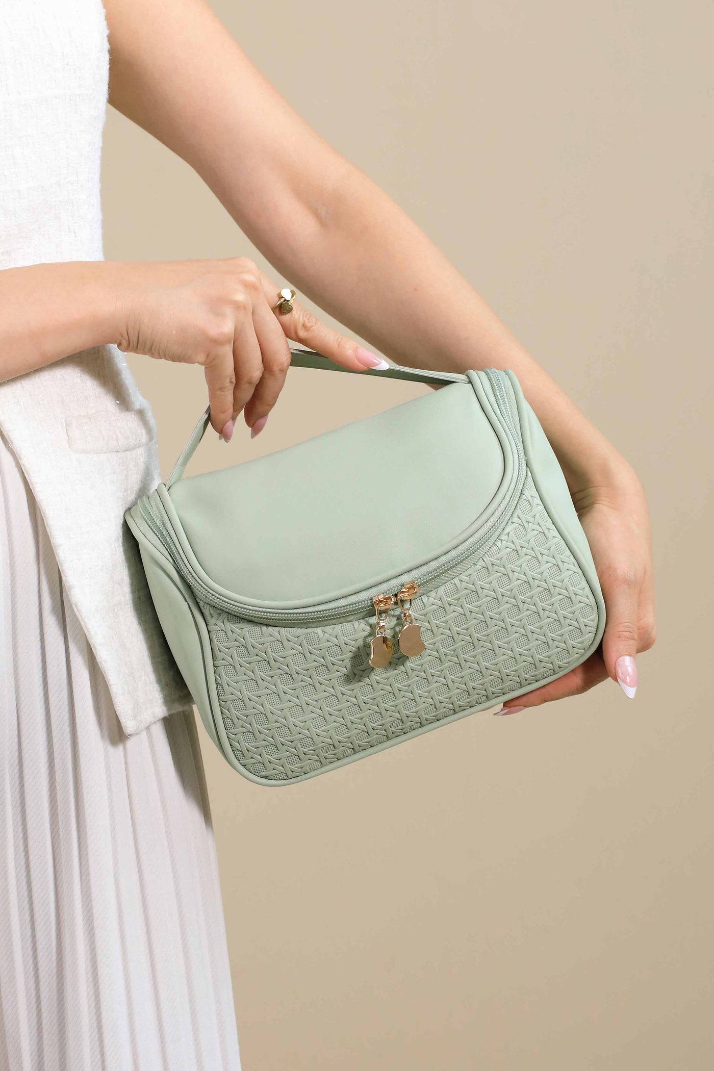 https://cdn.shopify.com/s/files/1/0534/2065/4791/files/000444892104-_2.jpg?v=1757332147