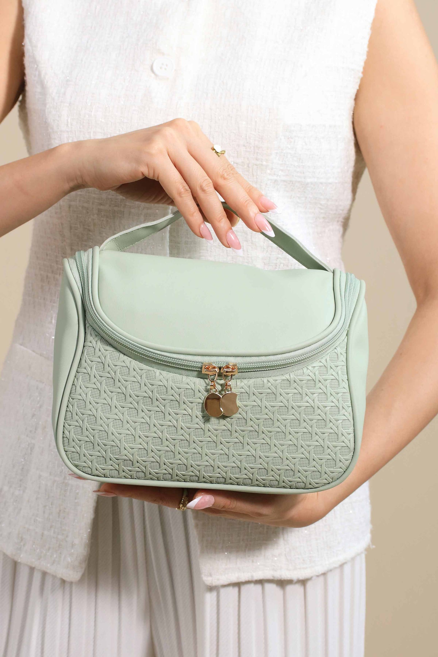 https://cdn.shopify.com/s/files/1/0534/2065/4791/files/000444892104-_3.jpg?v=1757332147