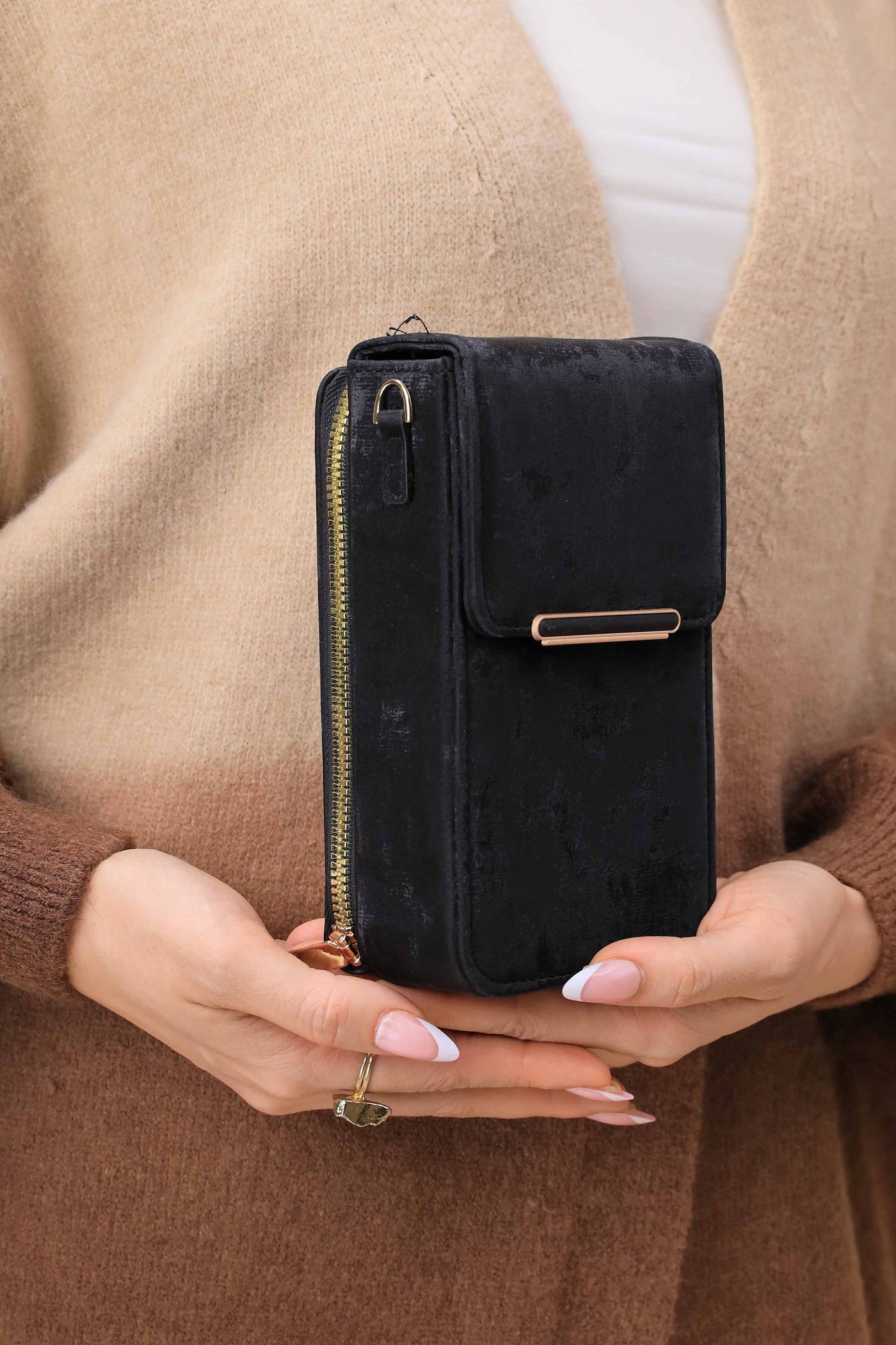 https://cdn.shopify.com/s/files/1/0534/2065/4791/files/000444922103-_4.jpg?v=1759217851