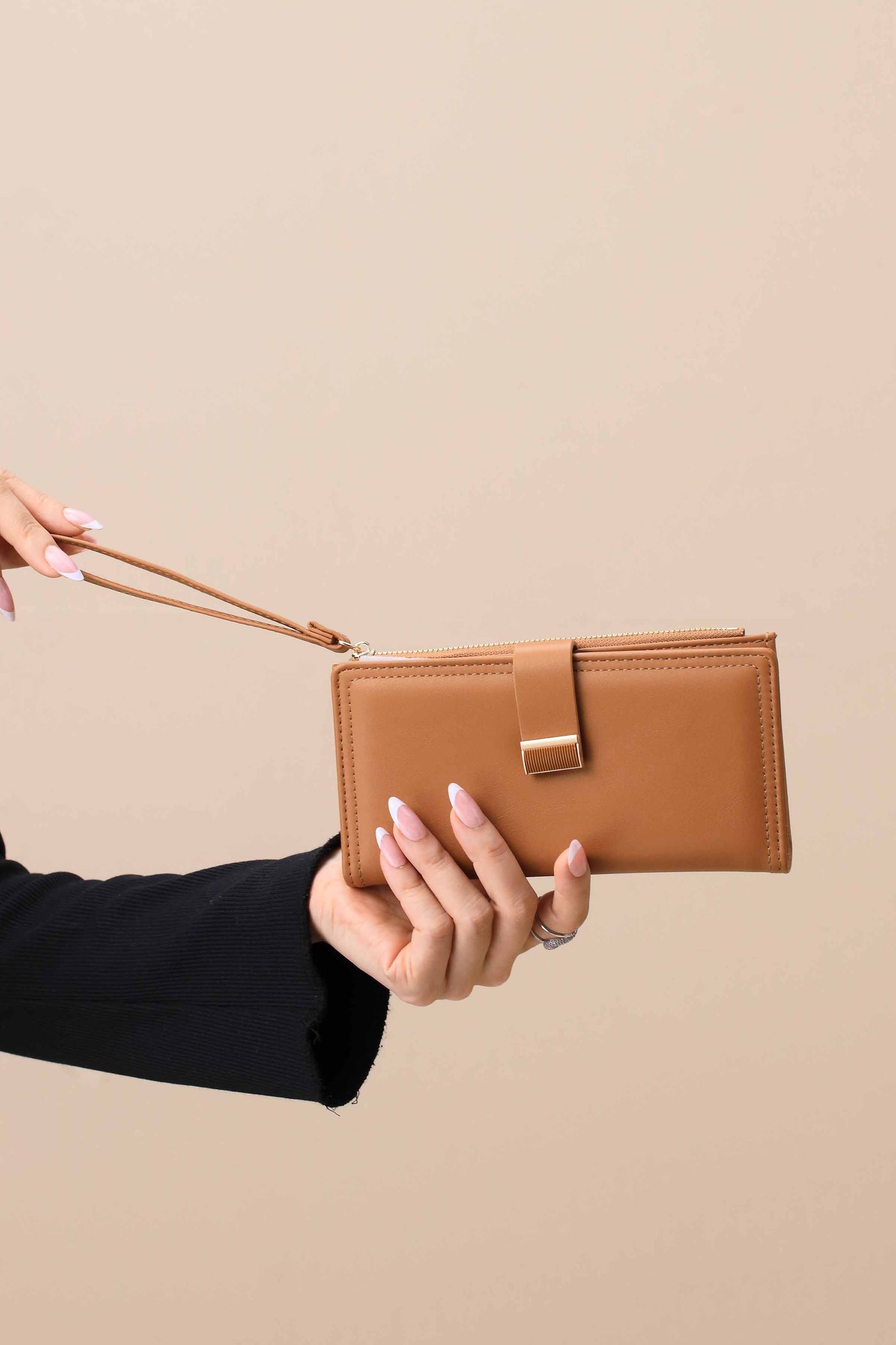 https://cdn.shopify.com/s/files/1/0534/2065/4791/files/000444932113-_3.jpg?v=1759217544