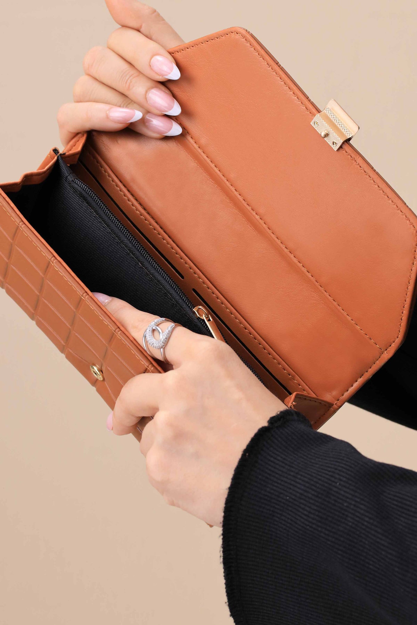 https://cdn.shopify.com/s/files/1/0534/2065/4791/files/000444952113-_1.jpg?v=1759217503