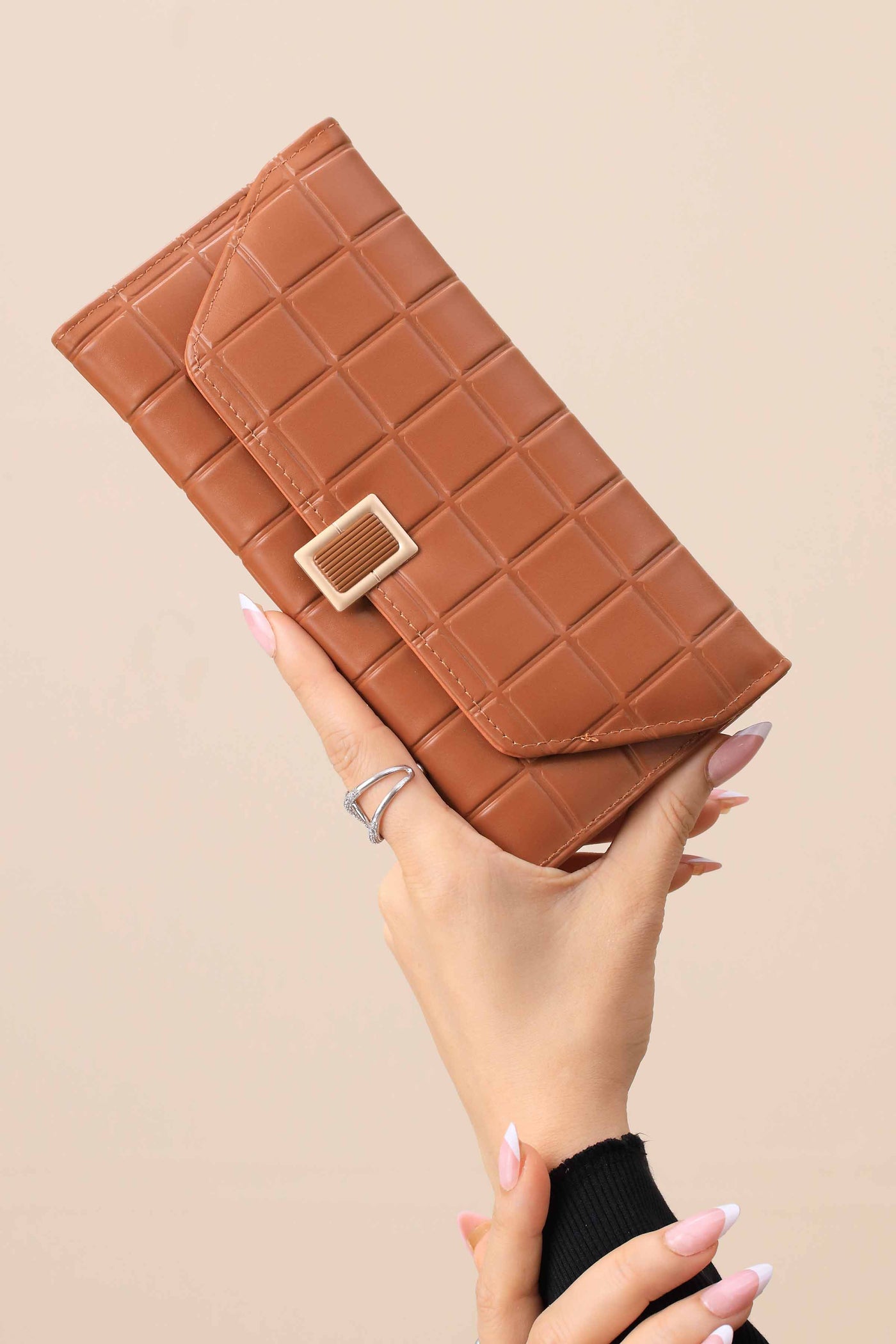 https://cdn.shopify.com/s/files/1/0534/2065/4791/files/000444952113-_2.jpg?v=1759217503