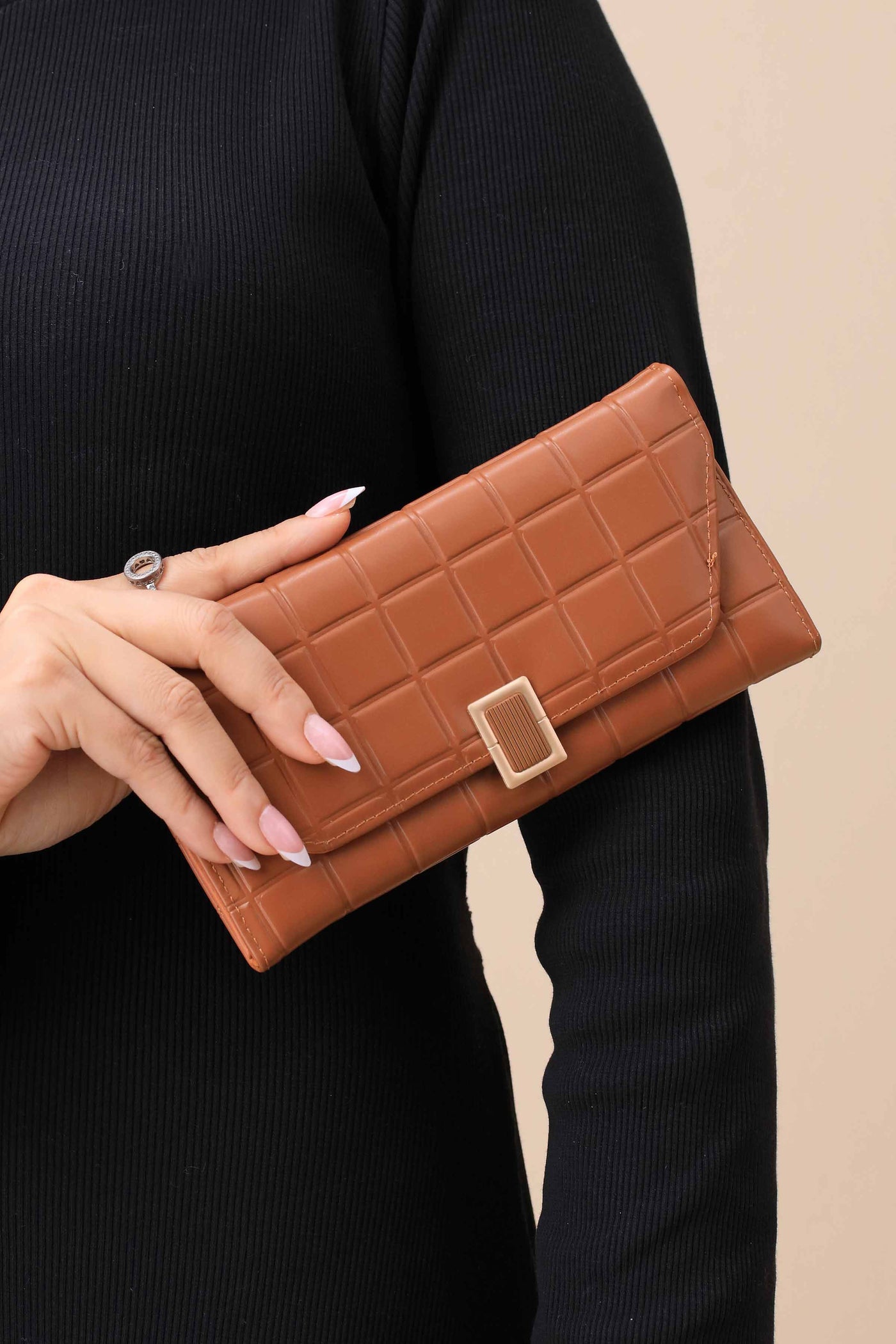 https://cdn.shopify.com/s/files/1/0534/2065/4791/files/000444952113-_4.jpg?v=1759217503