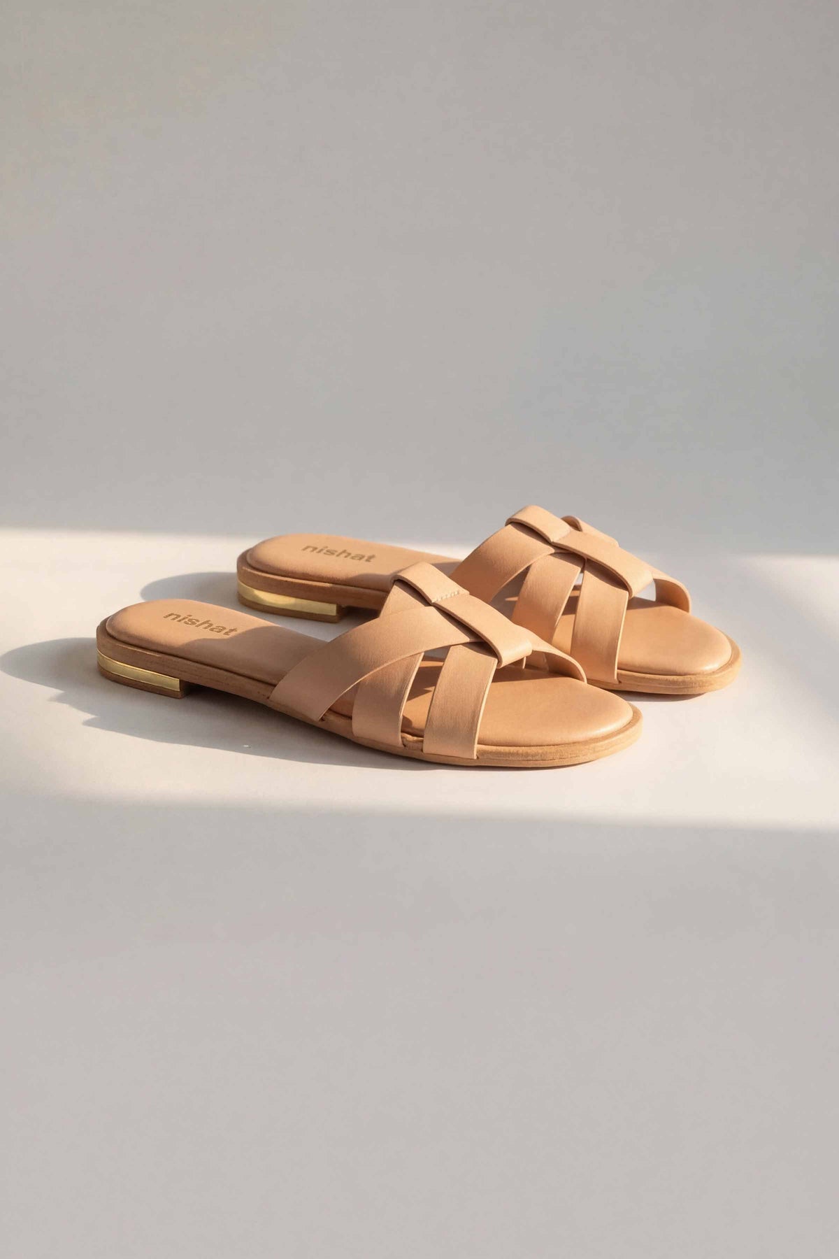 Beige Chappal-445202918