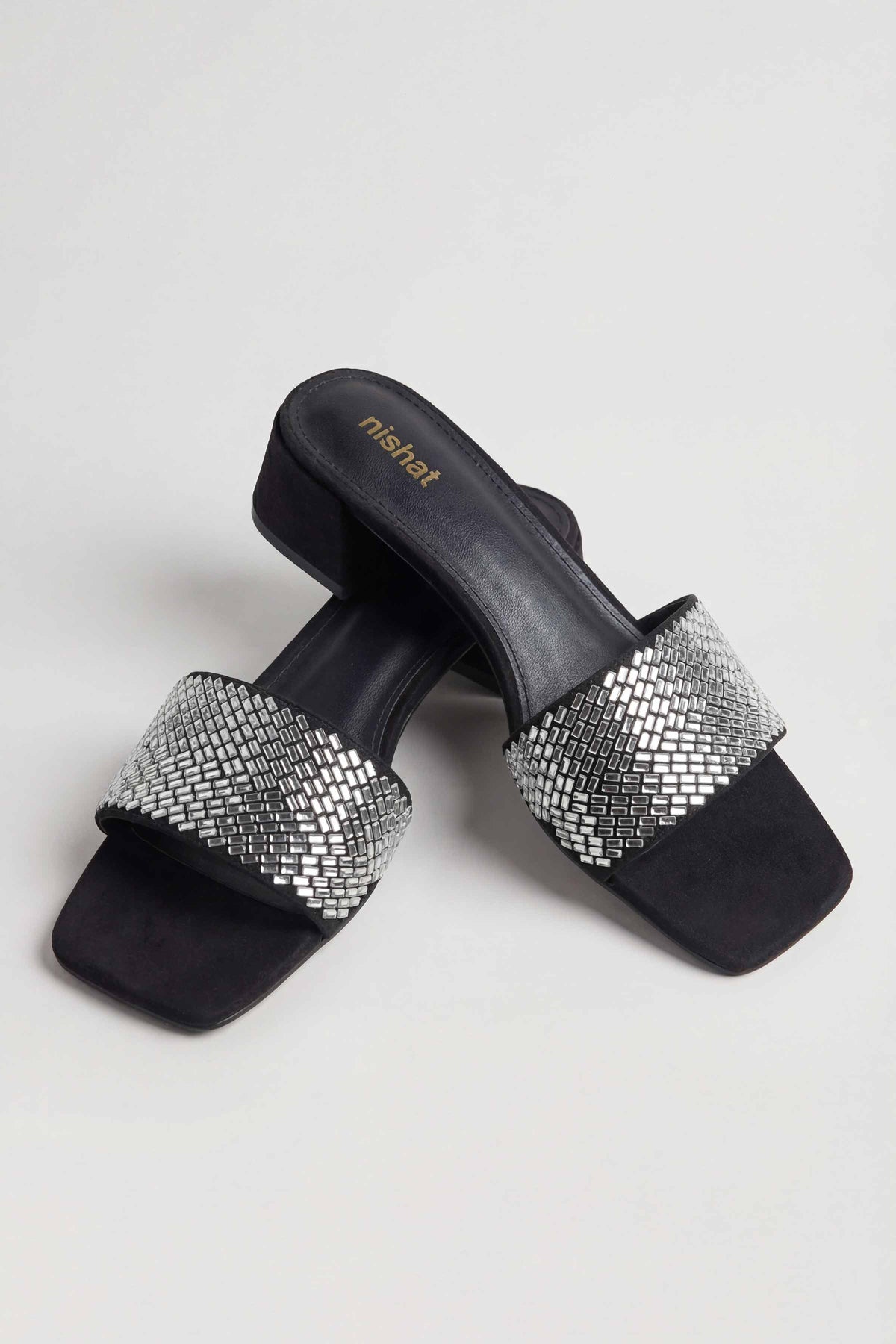 Black Chappal-445262903