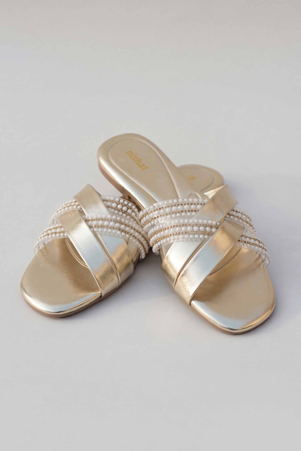 Gold Chappal-445292919