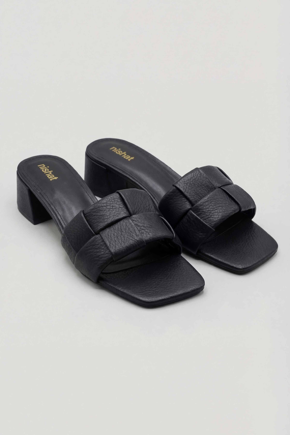 Black Wedges-445342903