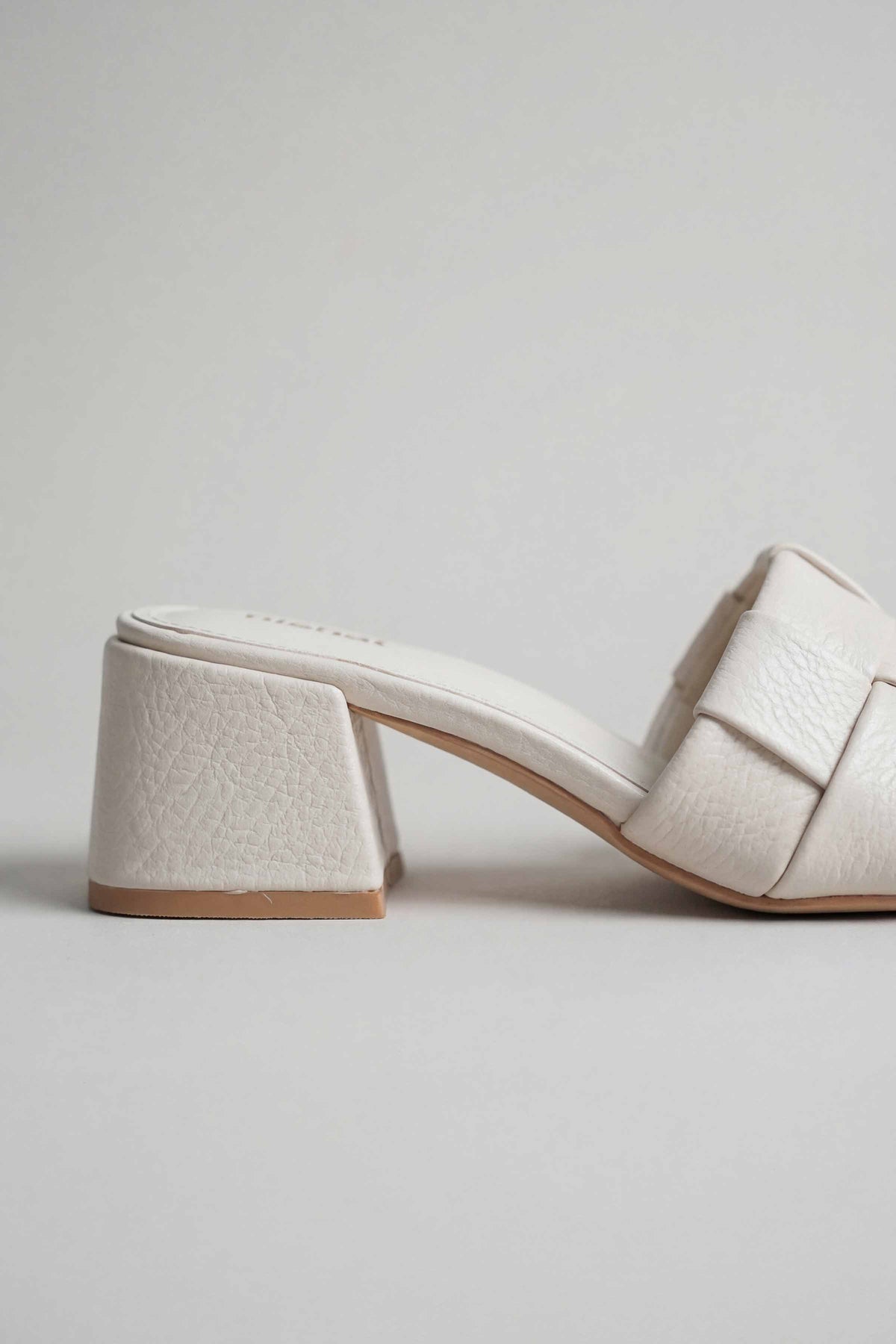 Off White Wedges-445342907