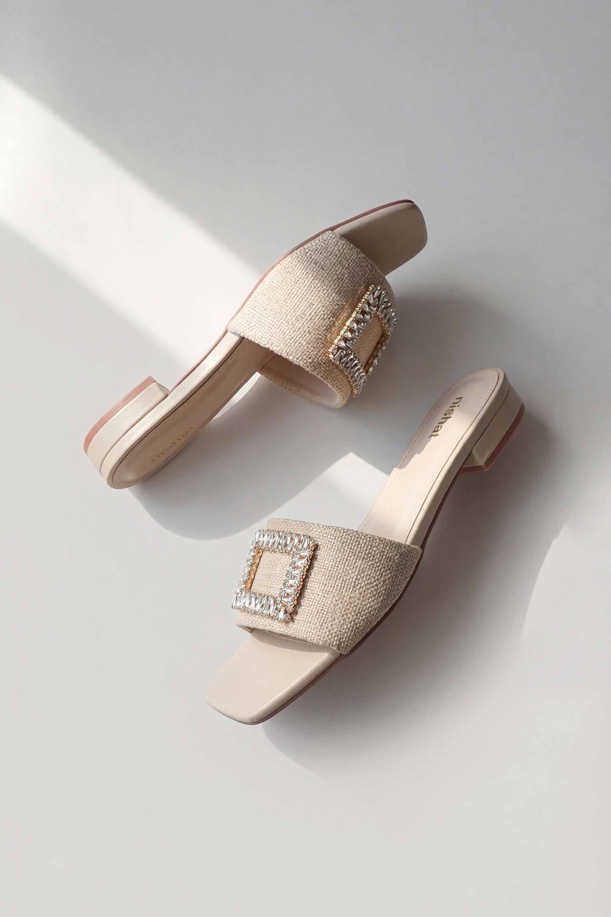 Beige Chappal-445402918