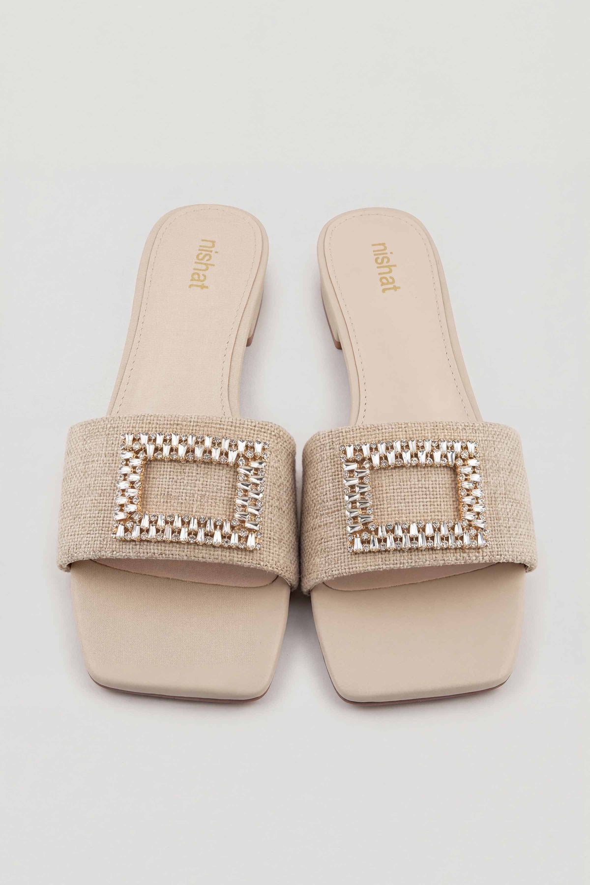 Beige Chappal-445402918