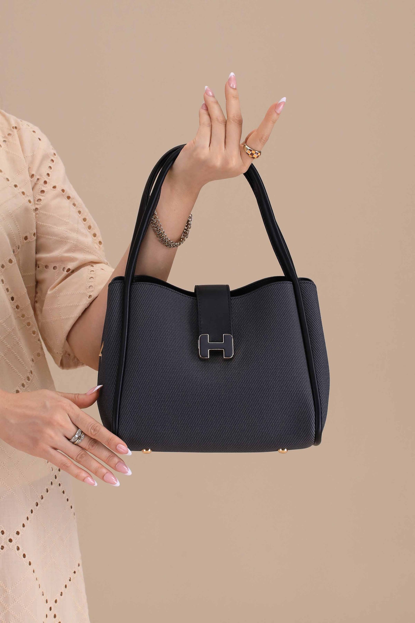 https://cdn.shopify.com/s/files/1/0534/2065/4791/files/000445542103-_4.jpg?v=1759209568