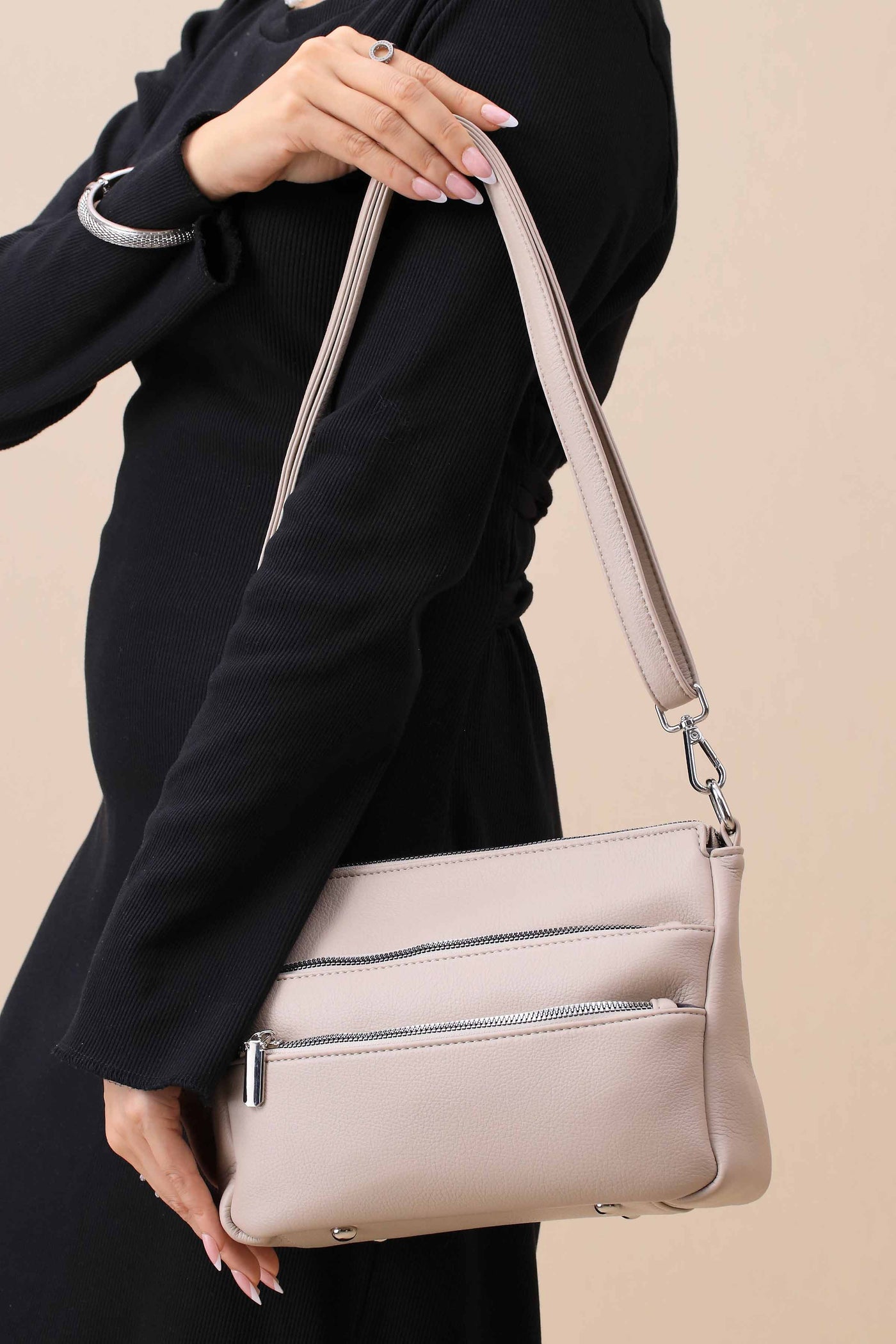 https://cdn.shopify.com/s/files/1/0534/2065/4791/files/000445622107-_2.jpg?v=1759209215