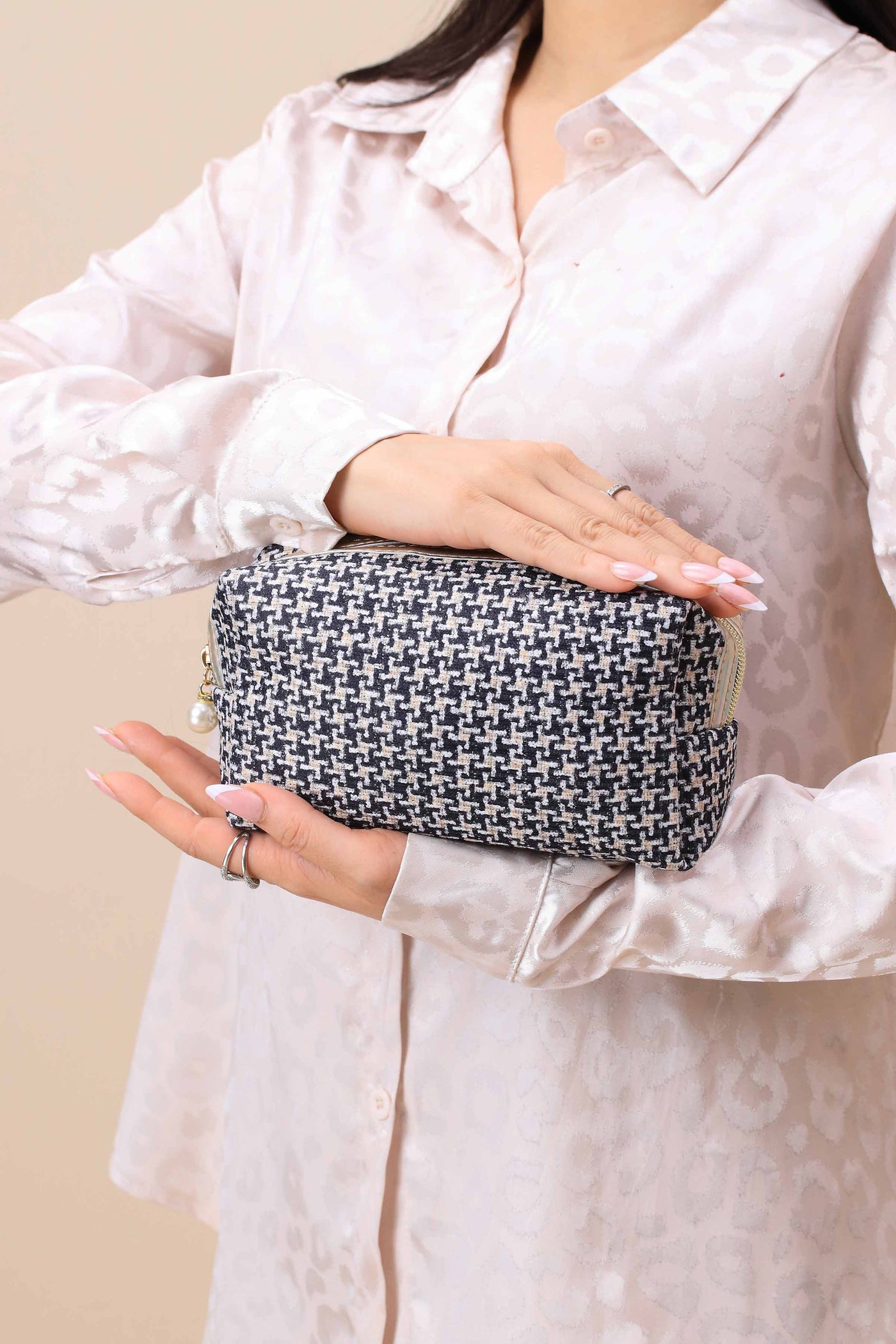 https://cdn.shopify.com/s/files/1/0534/2065/4791/files/000445972103-_4.jpg?v=1759216439