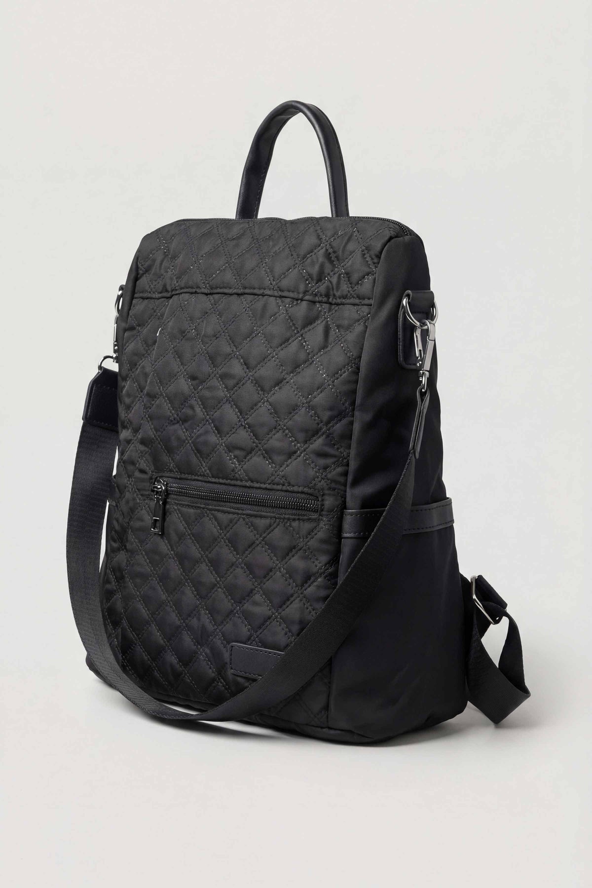 Black Back Pack-446222103