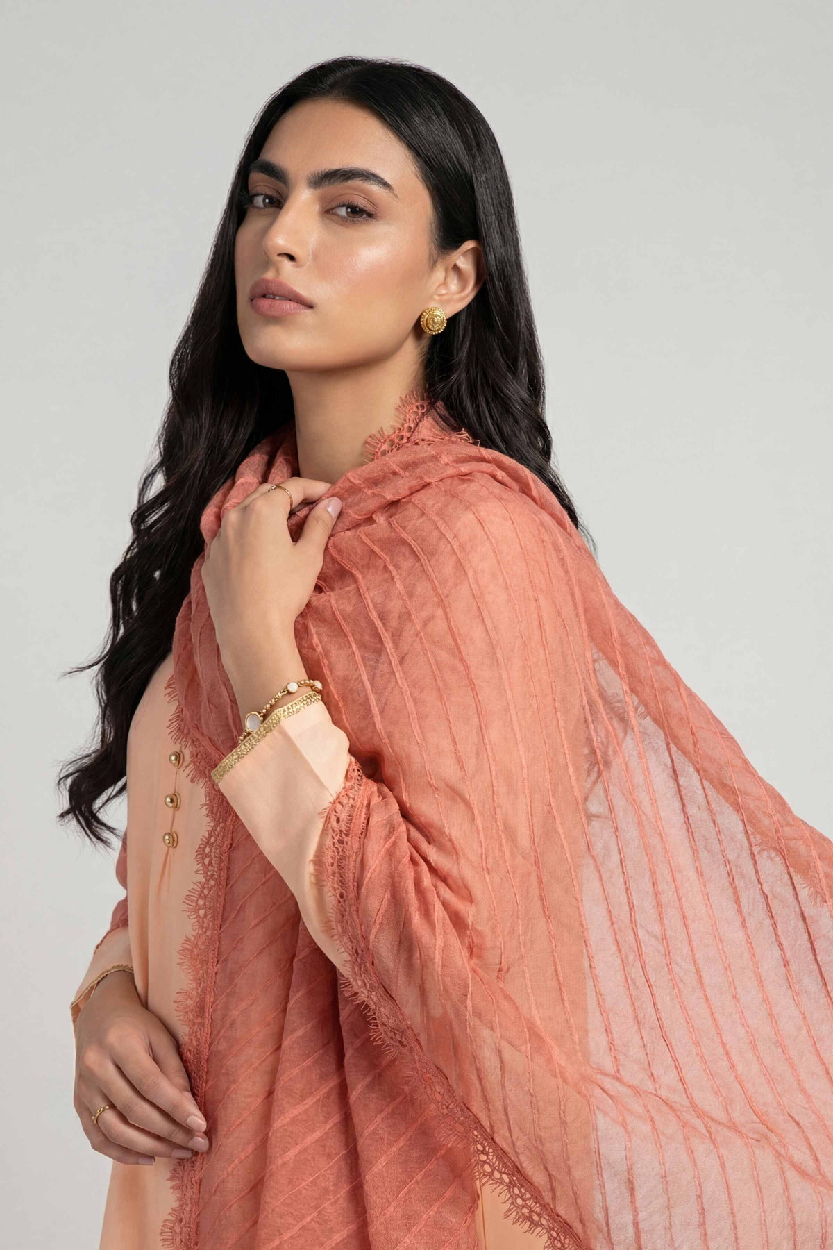 Sunnia Manahil