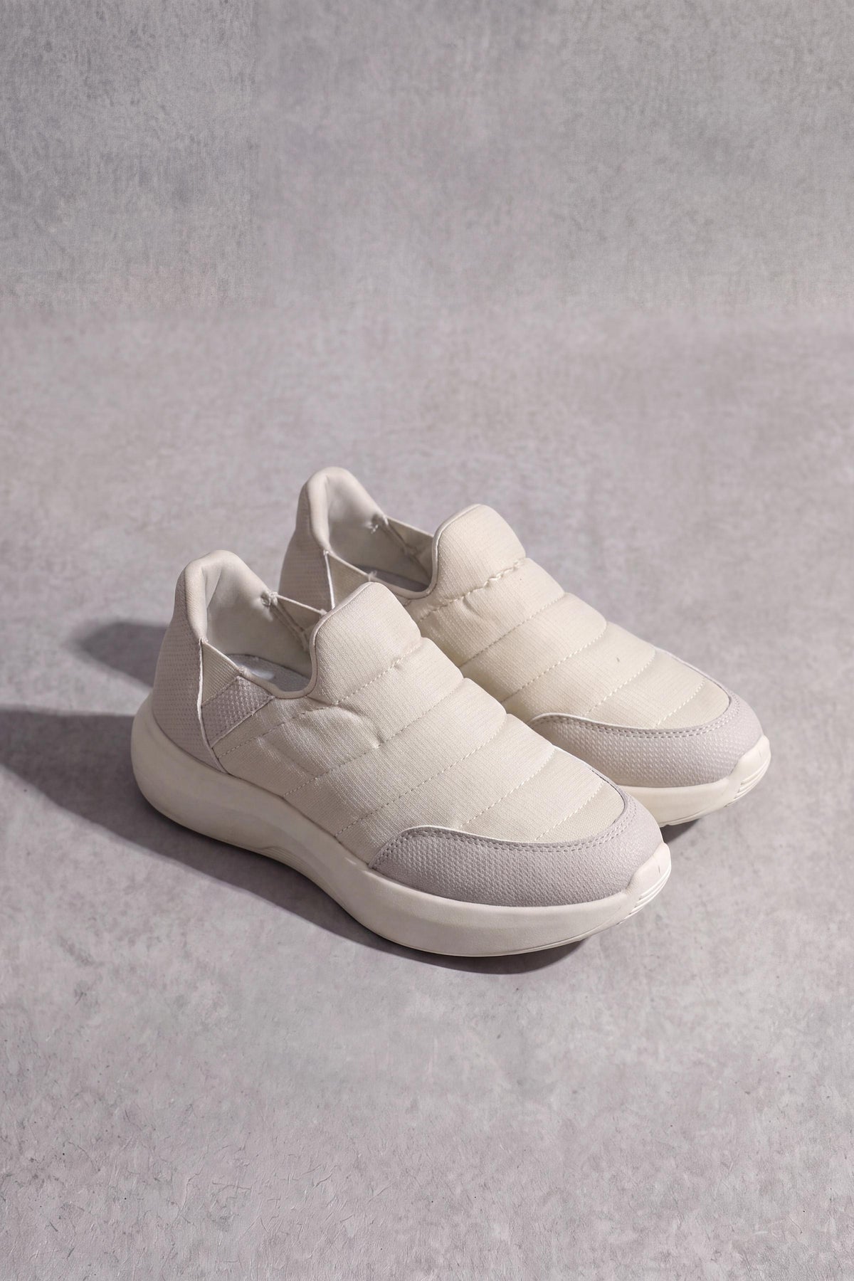 Off White Canvas-449462907