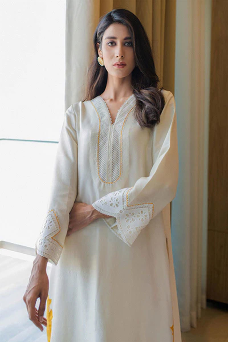 https://www.amnaarshad.pk/images/thumbs/0004501_riley-shirt-and-pants.jpeg