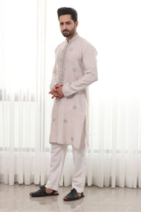 AALI - GREY