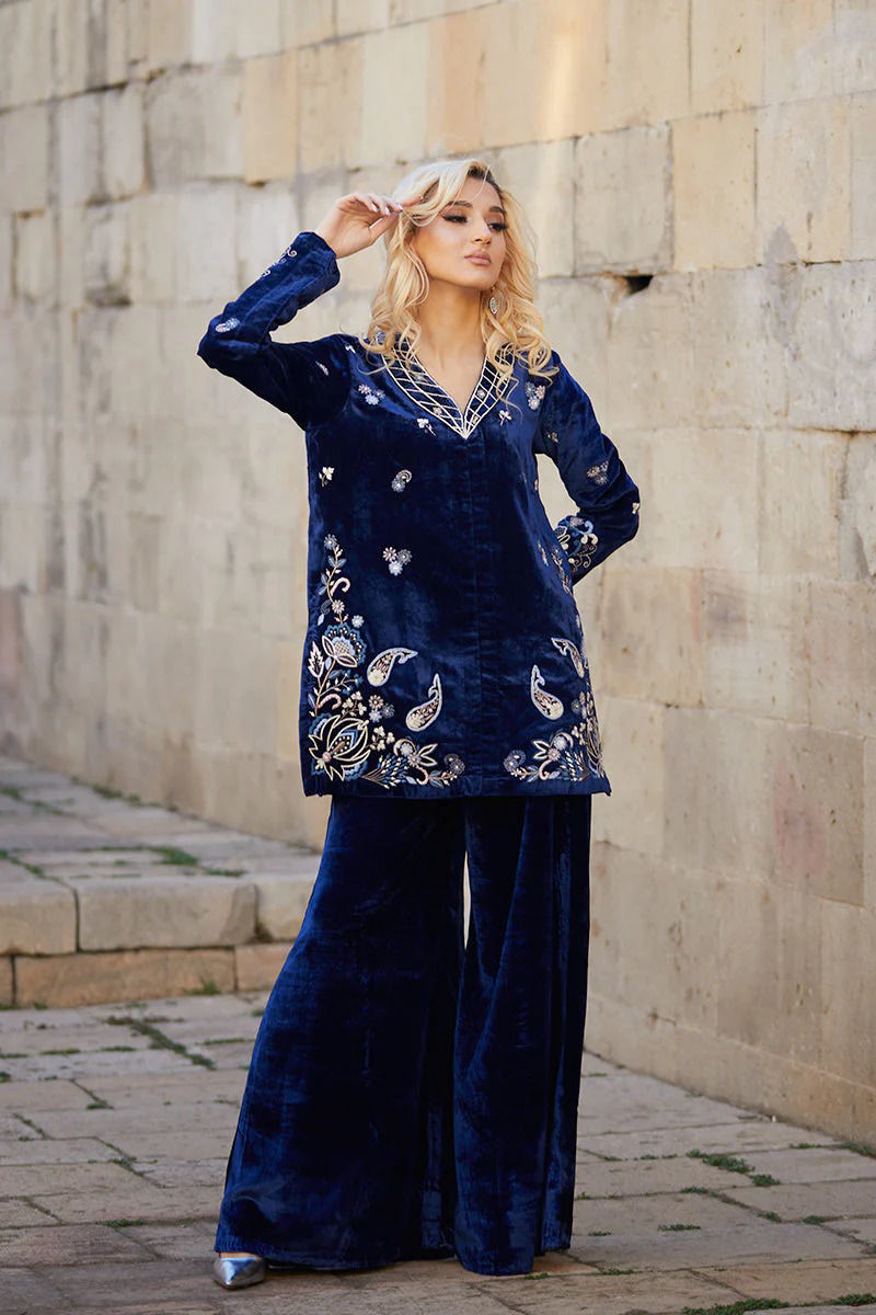 https://www.amnaarshad.pk/images/thumbs/0004590_pariza.jpeg