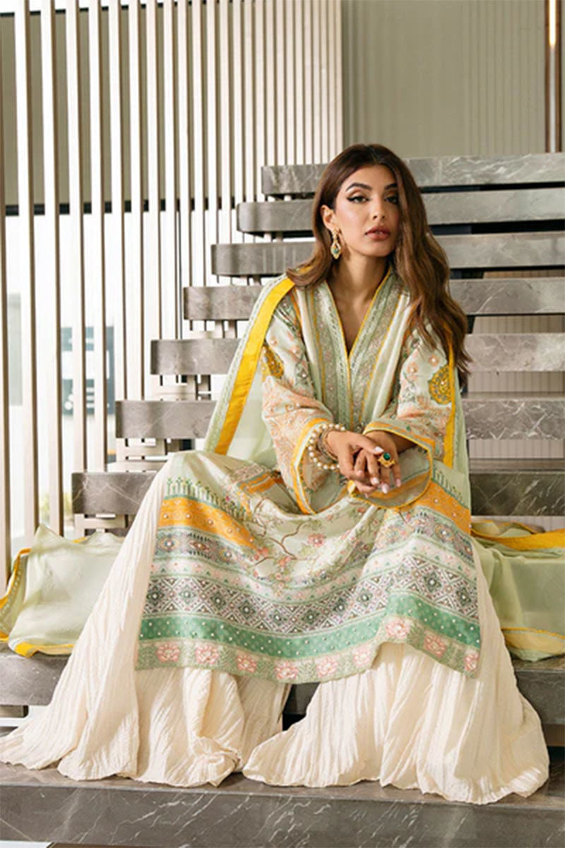 https://www.amnaarshad.pk/images/thumbs/0004720_namra-shirt-and-dupatta.jpeg