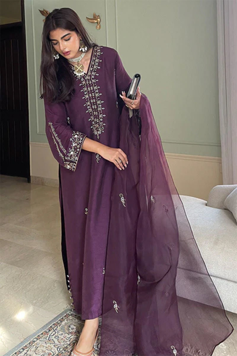https://www.amnaarshad.pk/images/thumbs/0004733_suneela.jpeg