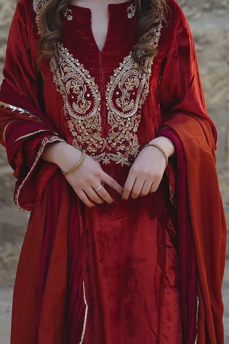 https://www.amnaarshad.pk/images/thumbs/0004778_zameena.jpeg