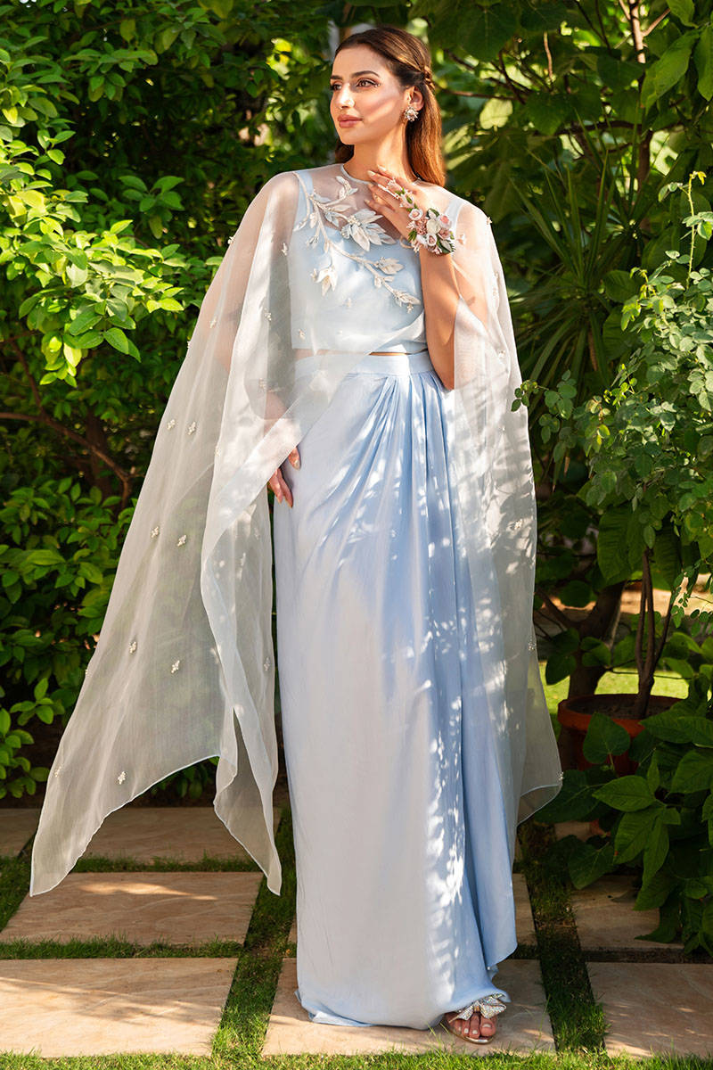 https://www.zainabsalman.com/images/thumbs/0004834_ice-blue-cape.jpeg