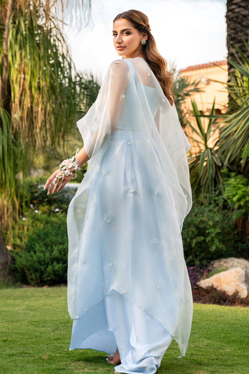 https://www.zainabsalman.com/images/thumbs/0004838_ice-blue-cape.jpeg