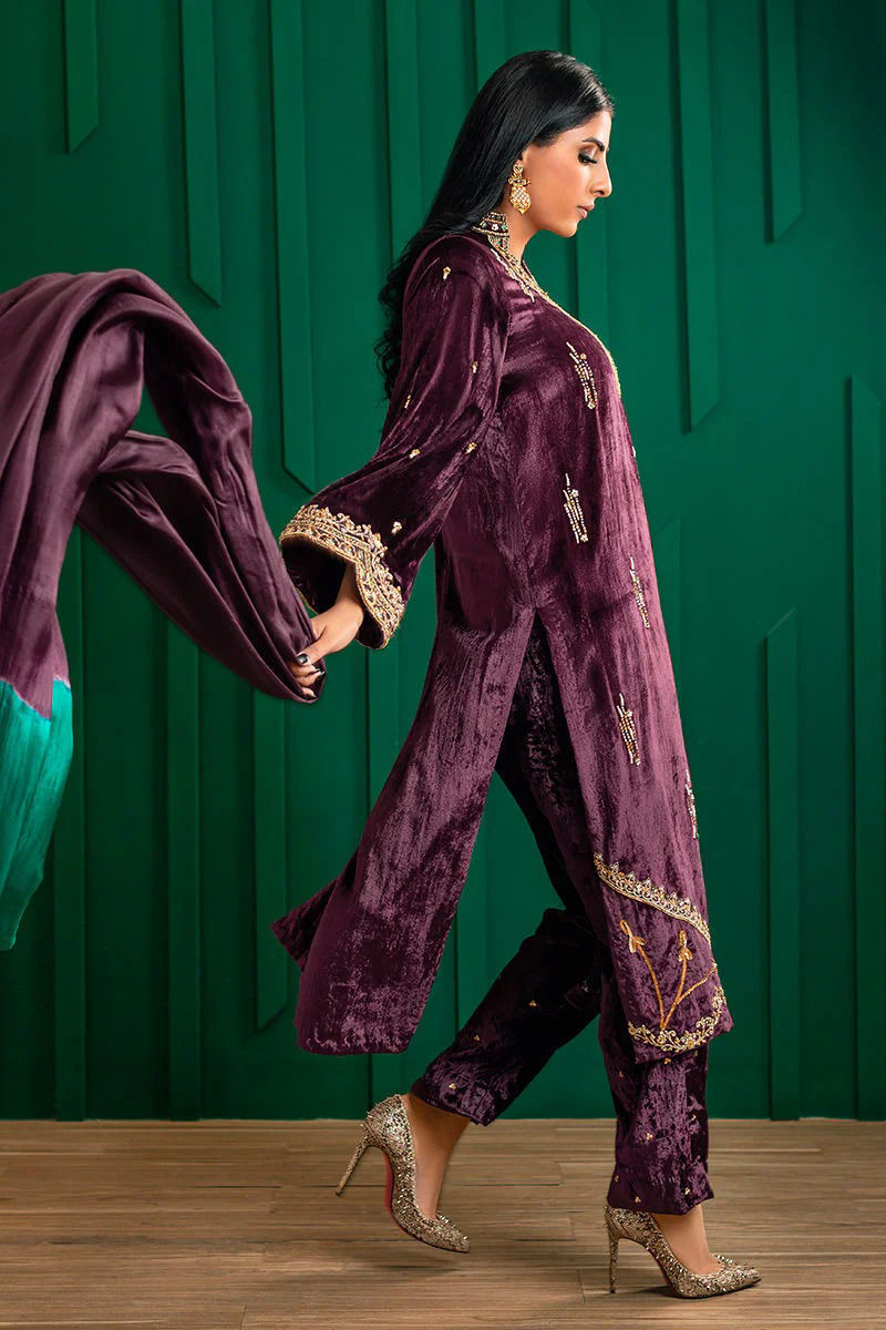 https://www.amnaarshad.pk/images/thumbs/0005035_plumy.jpeg