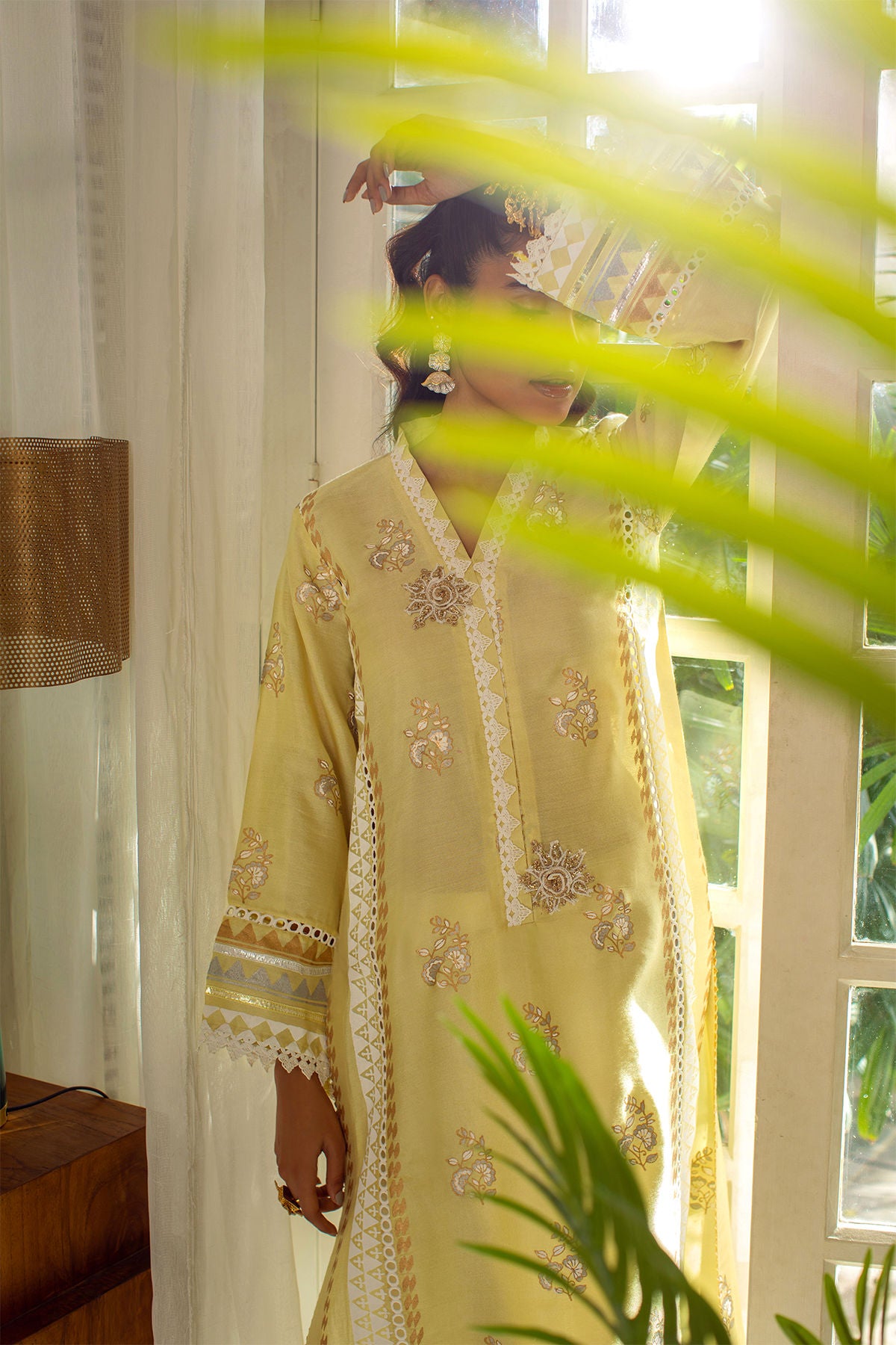 https://www.annusabrar.net/images/thumbs/0005043_azita.jpeg