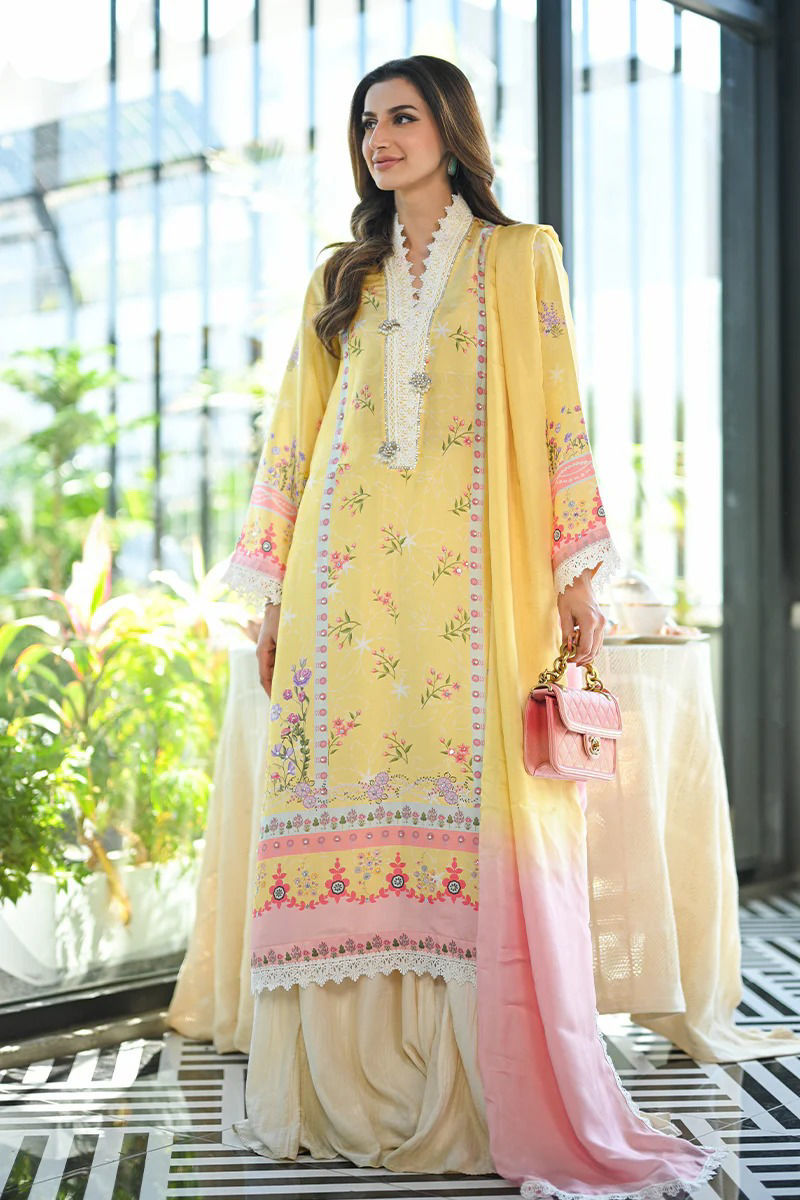 https://www.amnaarshad.pk/images/thumbs/0005087_malay-shirt-and-dupatta.jpeg