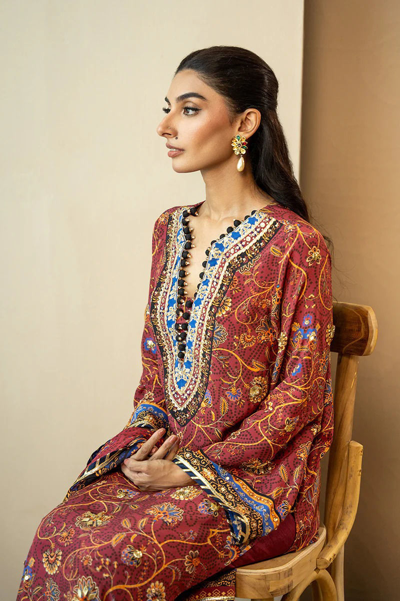 https://www.amnaarshad.pk/images/thumbs/0005092_miran-shirt-and-dupatta.jpeg