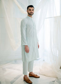 https://www.farahtalibaziz.com.pk/images/thumbs/0005104_ice-blue-silk-kurta.jpeg