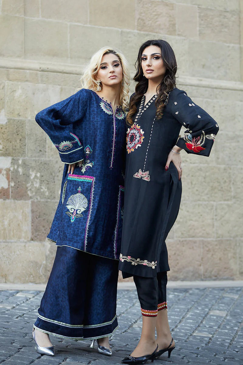 https://www.amnaarshad.pk/images/thumbs/0005322_chakori.jpeg