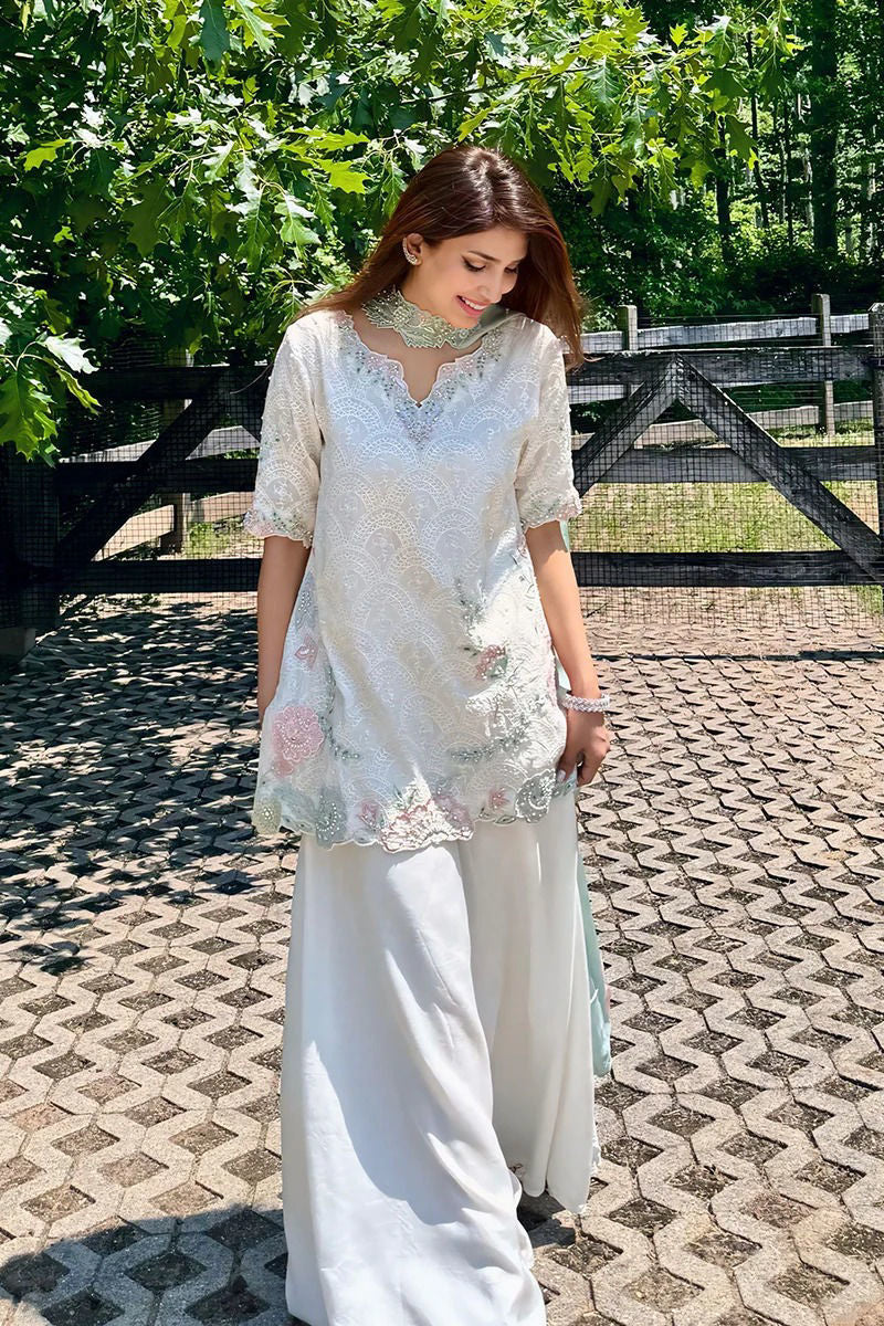 https://www.amnaarshad.pk/images/thumbs/0005437_aashni.jpeg