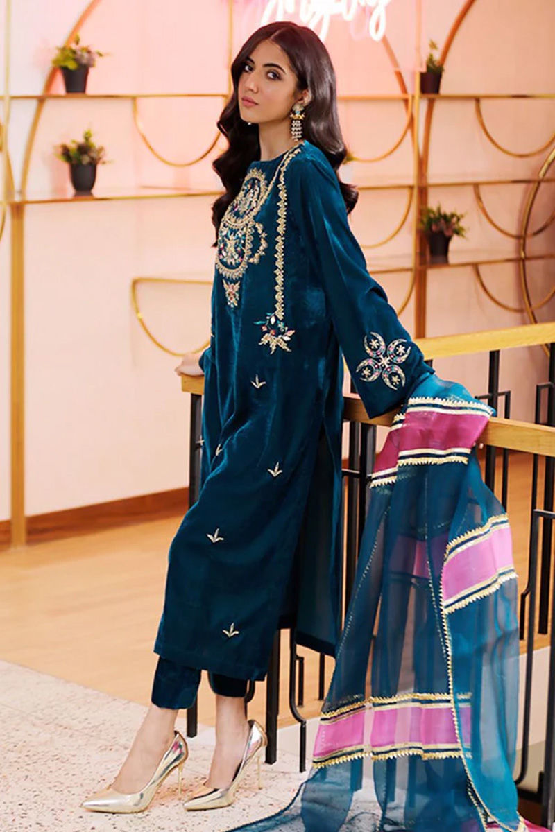 https://www.amnaarshad.pk/images/thumbs/0005560_turquoise.jpeg