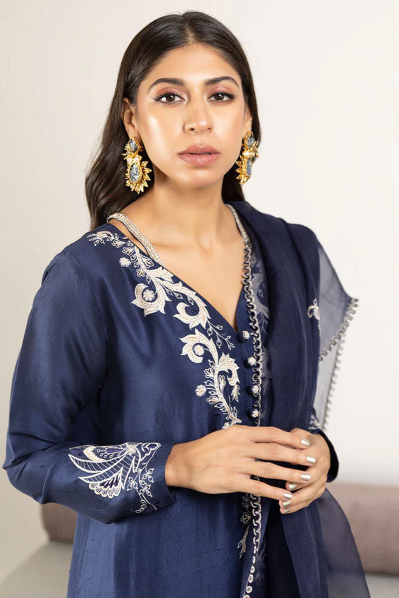 https://www.amnaarshad.pk/images/thumbs/0005608_amafah-shirt-and-pants.jpeg