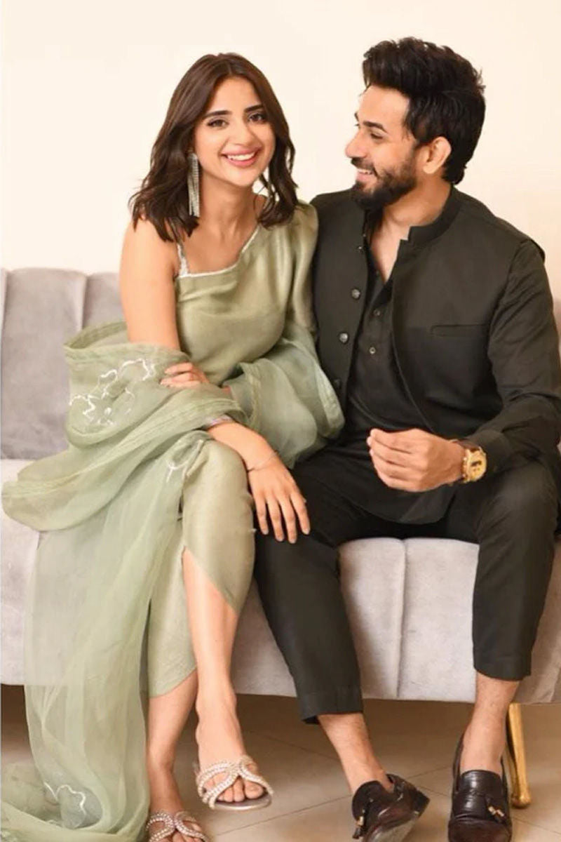 https://www.amnaarshad.pk/images/thumbs/0005637_sage-green.jpeg